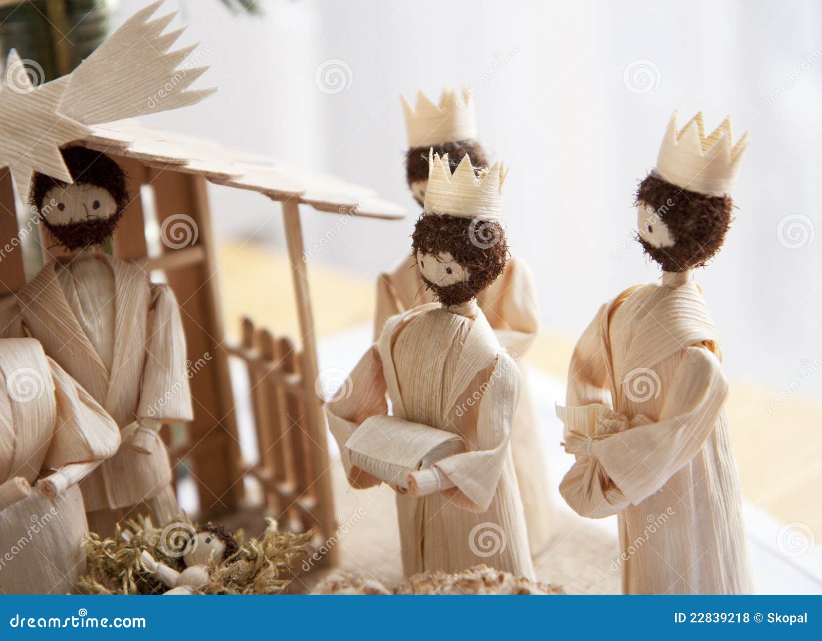Three Wise Men Gifts to Baby Jesus