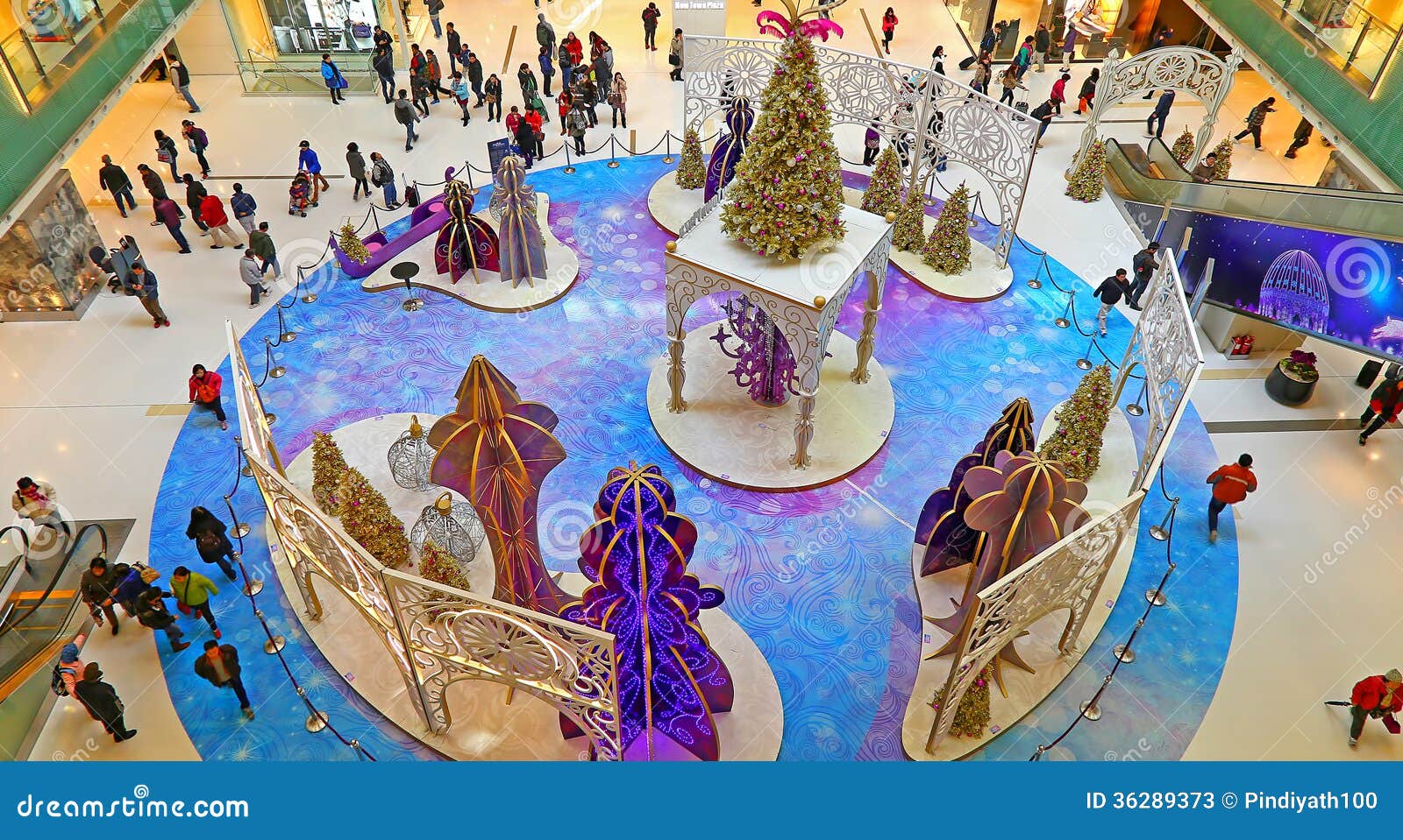 Christmas Decoration At Shopping Mall Editorial Stock Photo - Image ...