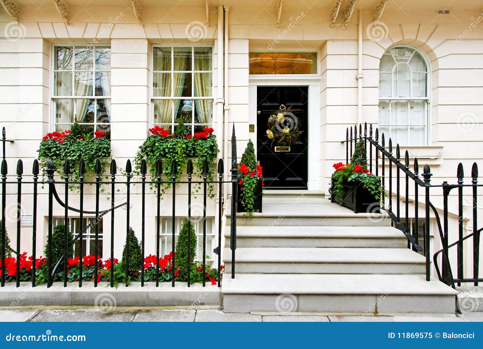 Christmas Home Decoration Royalty Free Stock Photo - Image: 11869575