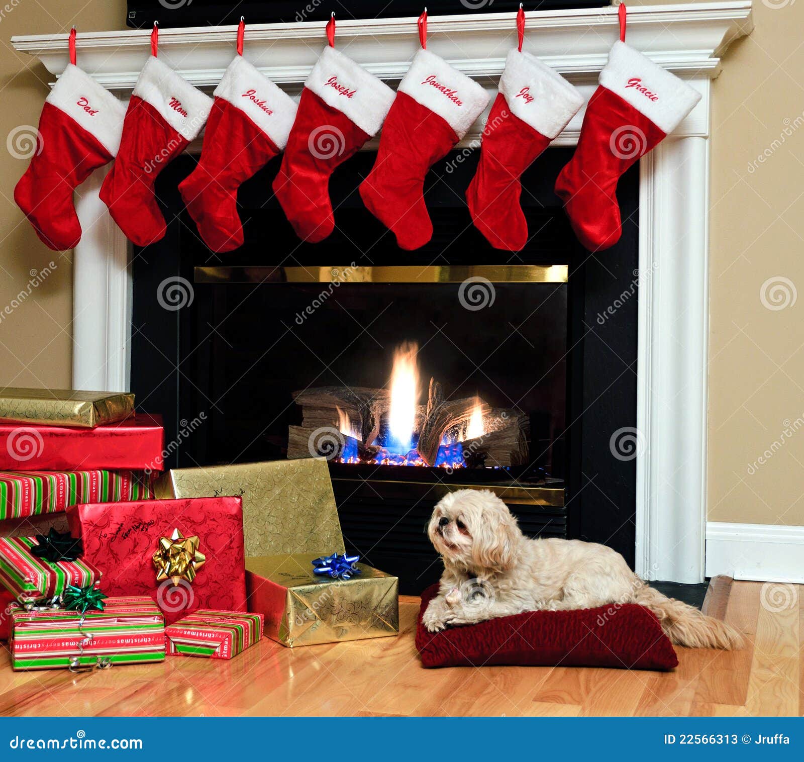 Christmas Fireplace With Stockings 2