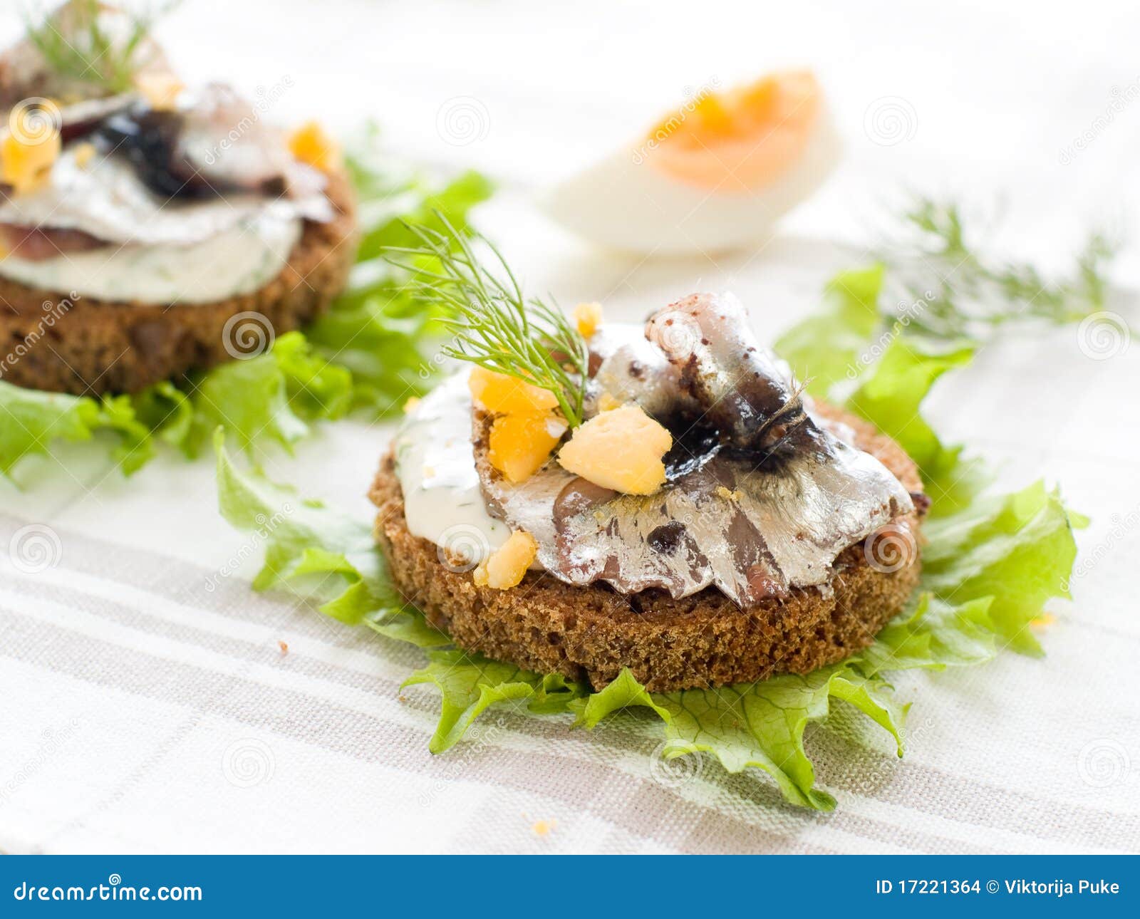 Anchovis Canapees — Rezepte Suchen