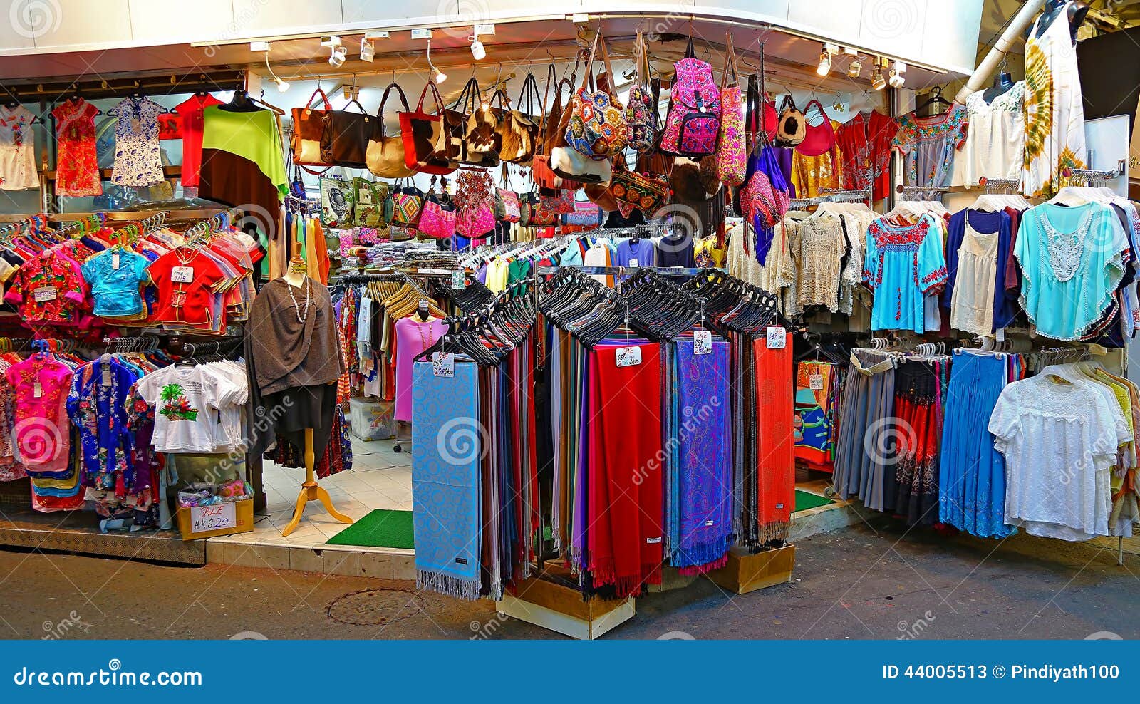 Photographs women clothing store - 1aled.borzii