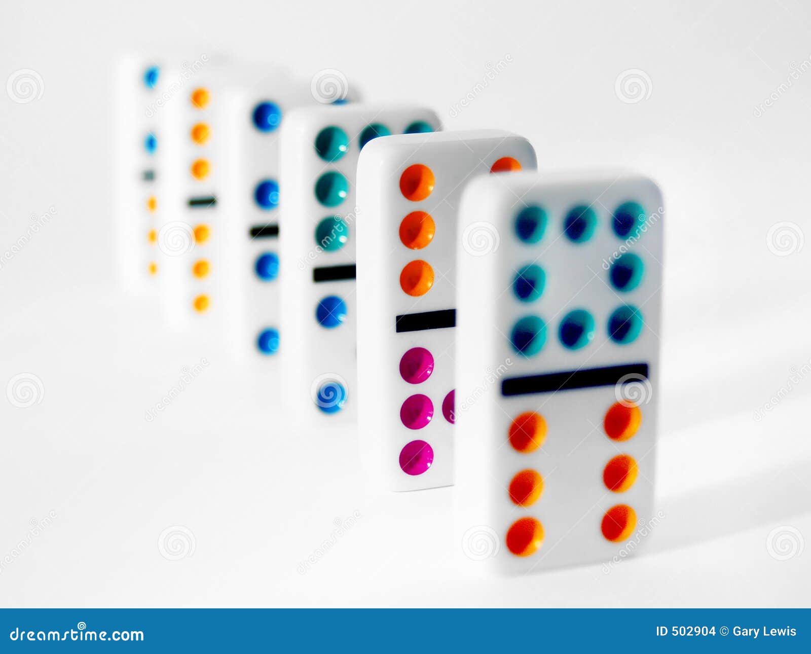 DOMINOS Royalty Free Stock Images - Image: 5373499