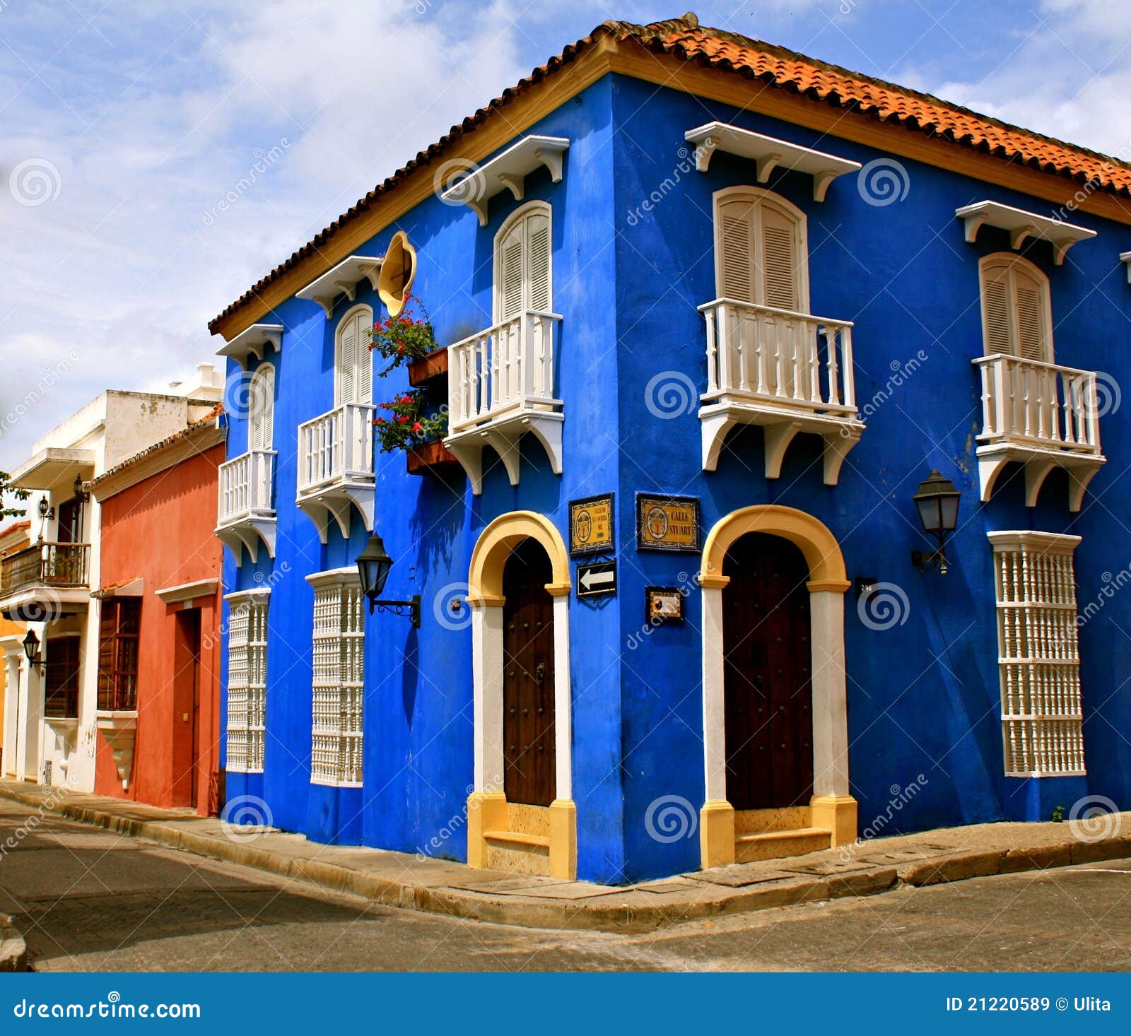 colorful street corner cartagena de indias 21220589