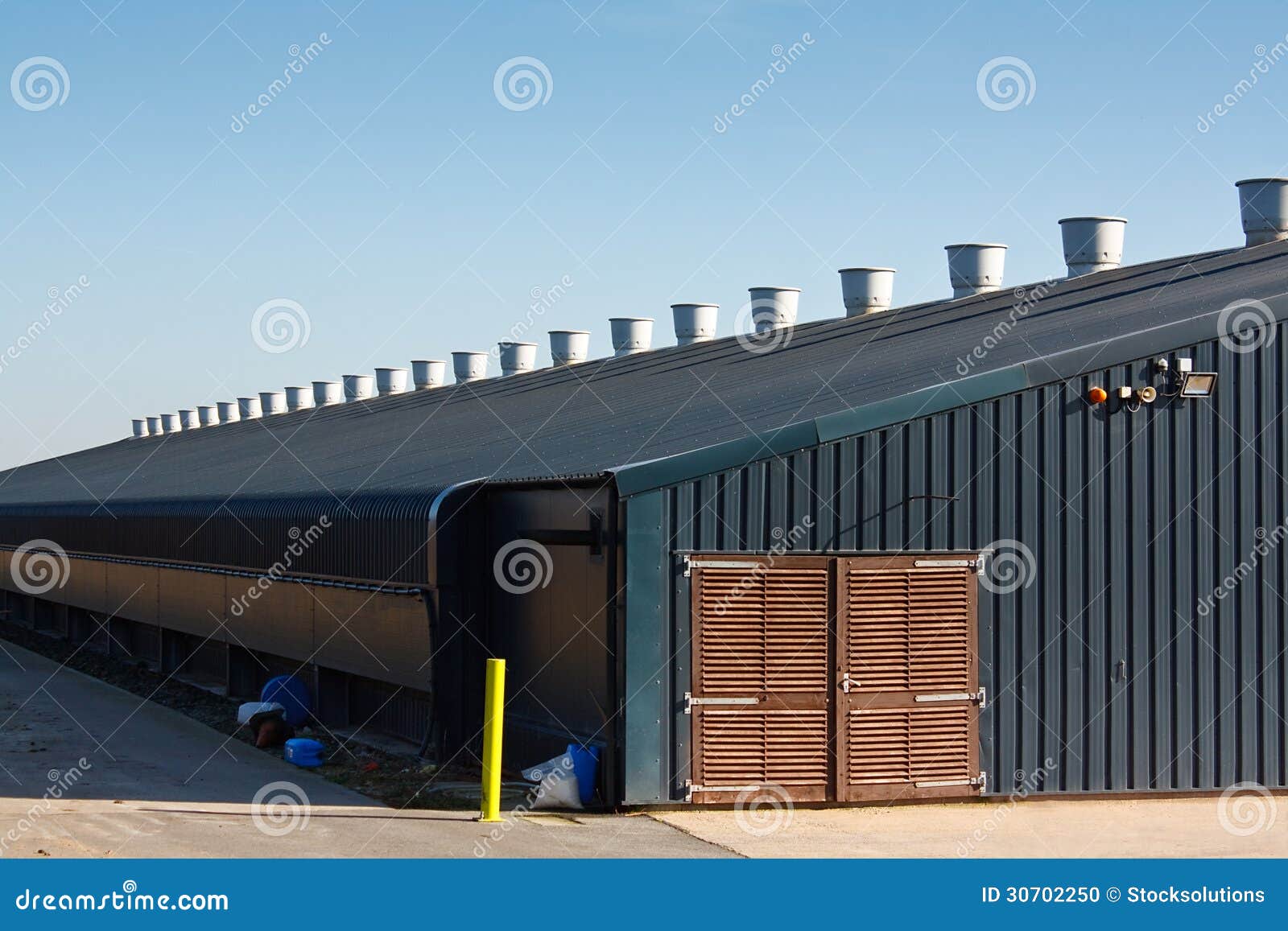 Commercial Chicken Houses