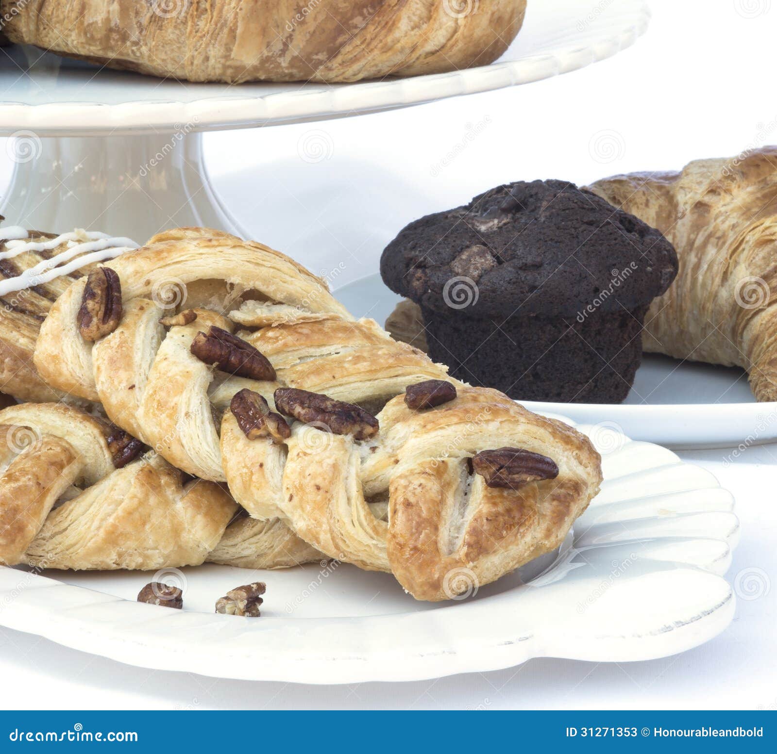  Photos: Continental breakfast table setting with pastries and cakes