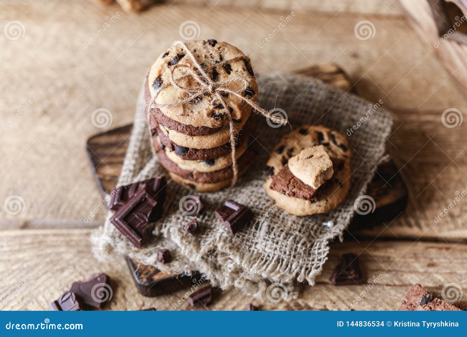 Cookies Do Chocolate Na Tabela R Stica De Madeira Biscoitos Caseiros