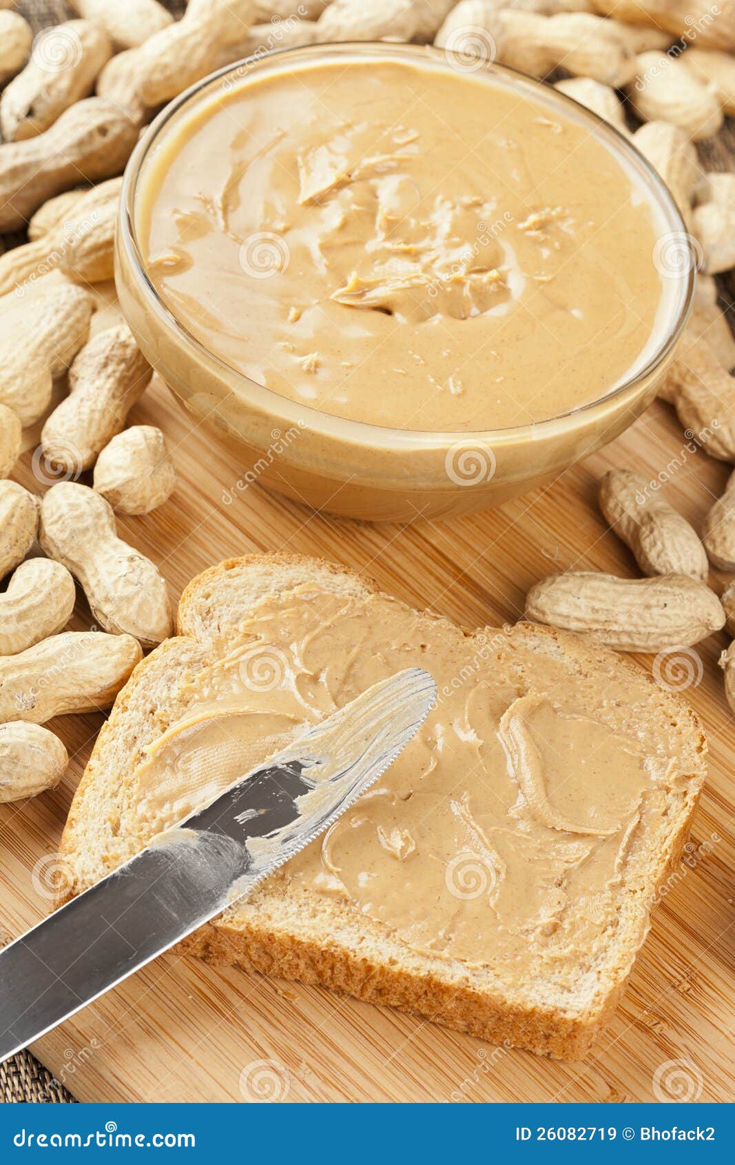 creamy-brown-peanut-butter-26082719.jpg