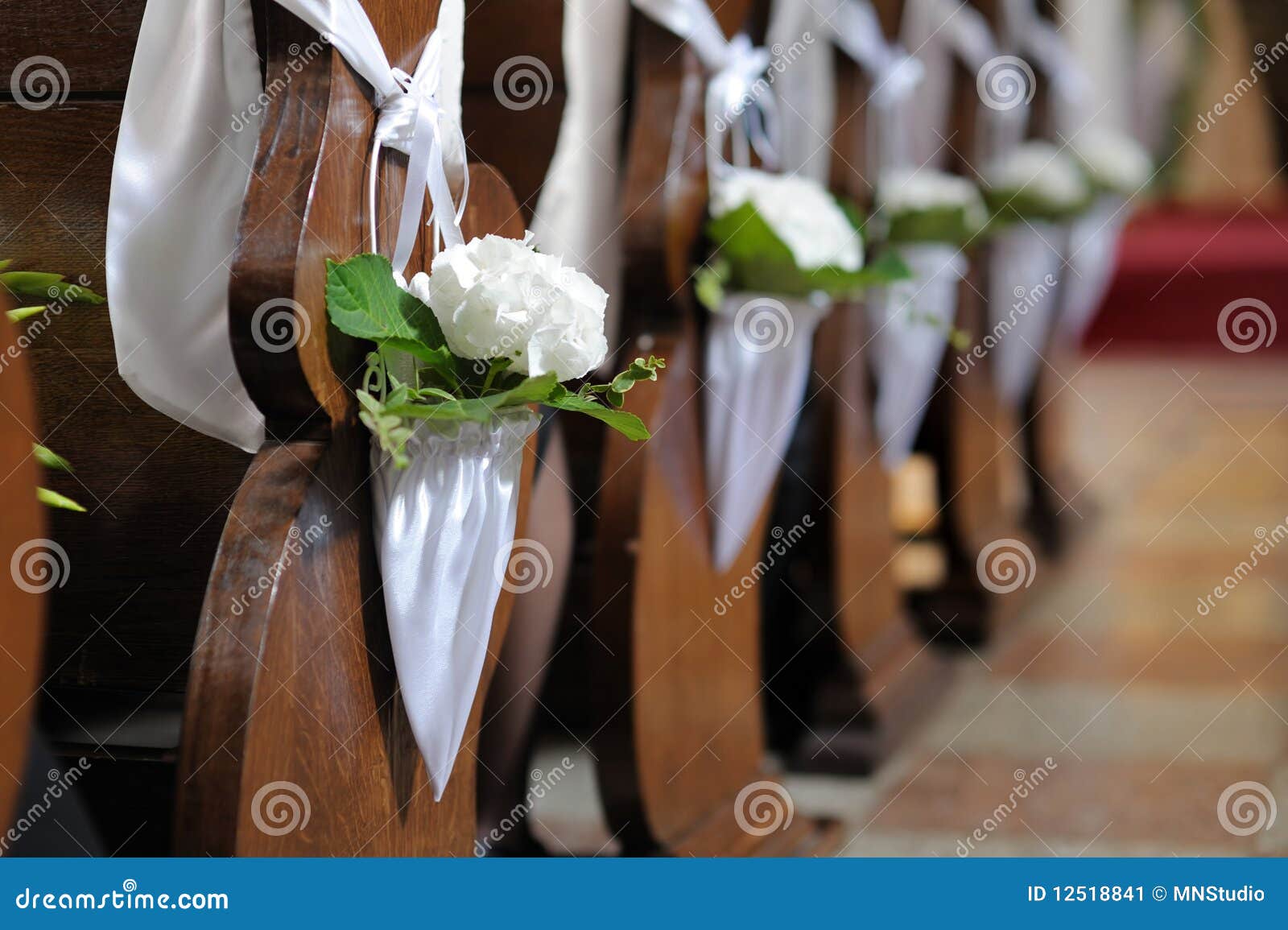 decoracao branca casamento:Decoração Do Casamento Da Flor Branca Imagem de Stock – Imagem decoracao branca casamento:Decoração Do Casamento Da Flor Branca Imagem de Stock – Imagem