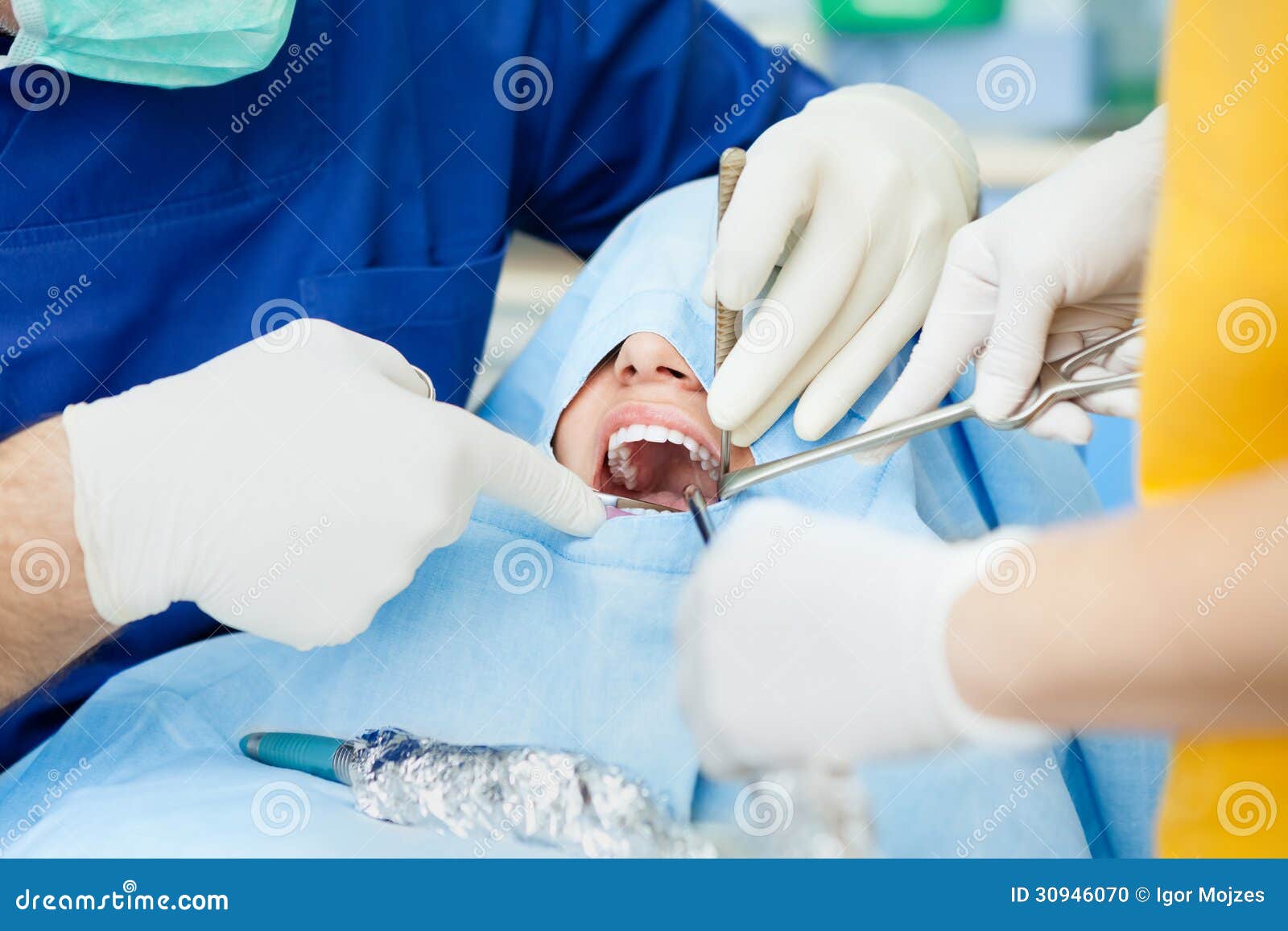 Oral Surgery Assistants 23