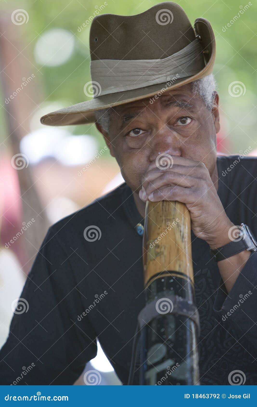 Didgeridoo Man Editorial Photography - didgeridoo-man-18463792
