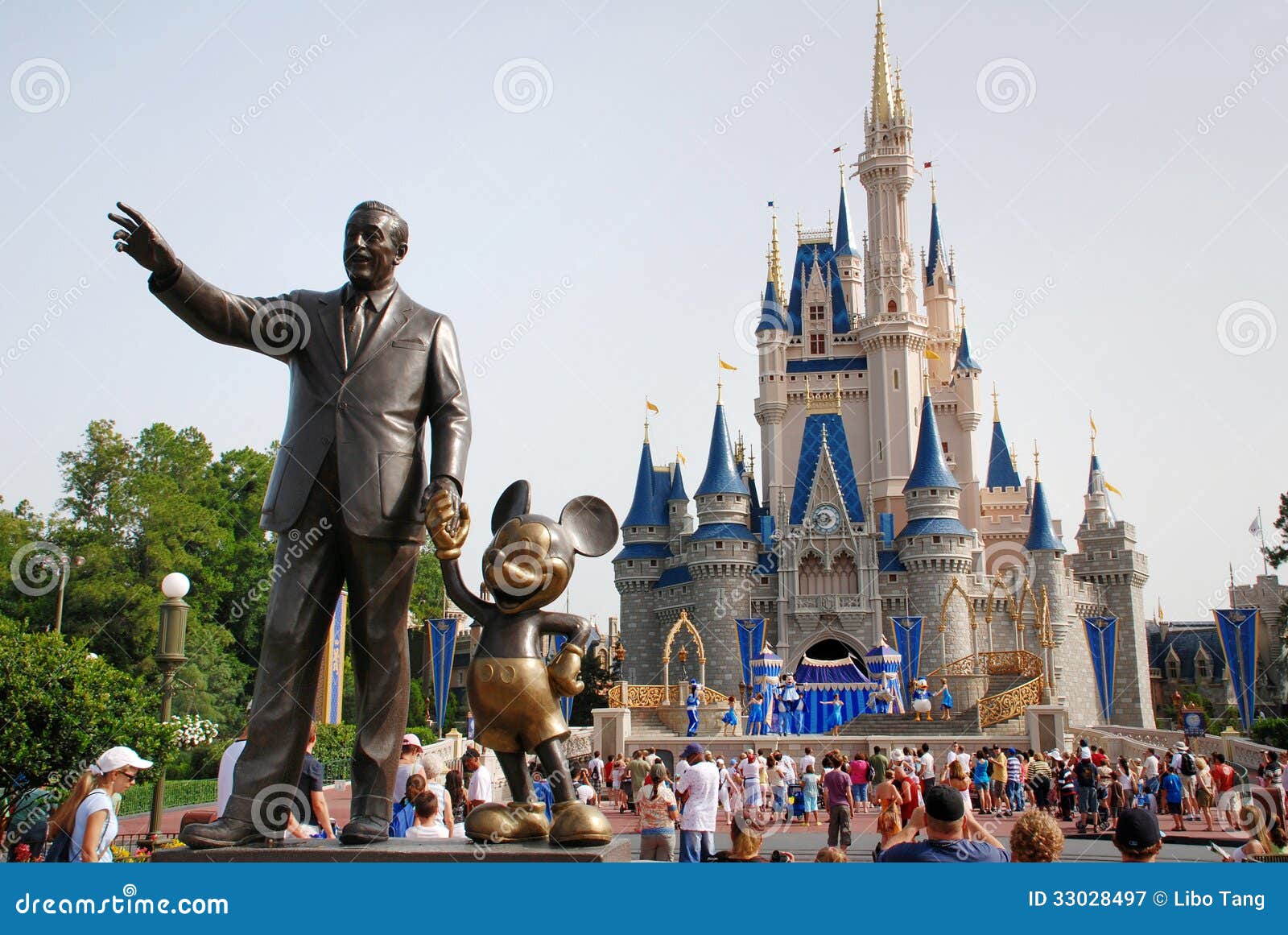 Cinderella Disney Castle in magic kingdom, disney world Orlando 