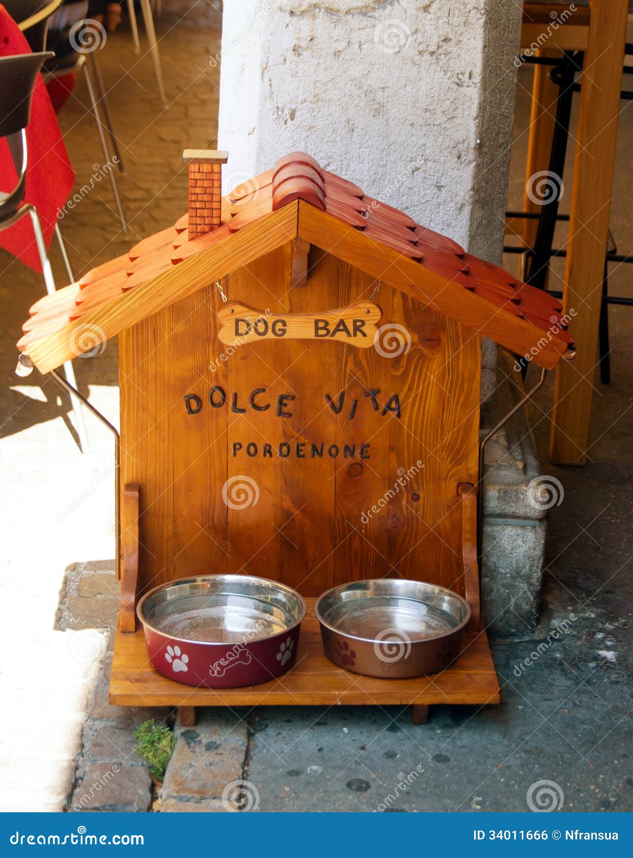 puppy bar bar royalty free stock image image 34011666 puppy bar bar royalty free stock image image 34011666