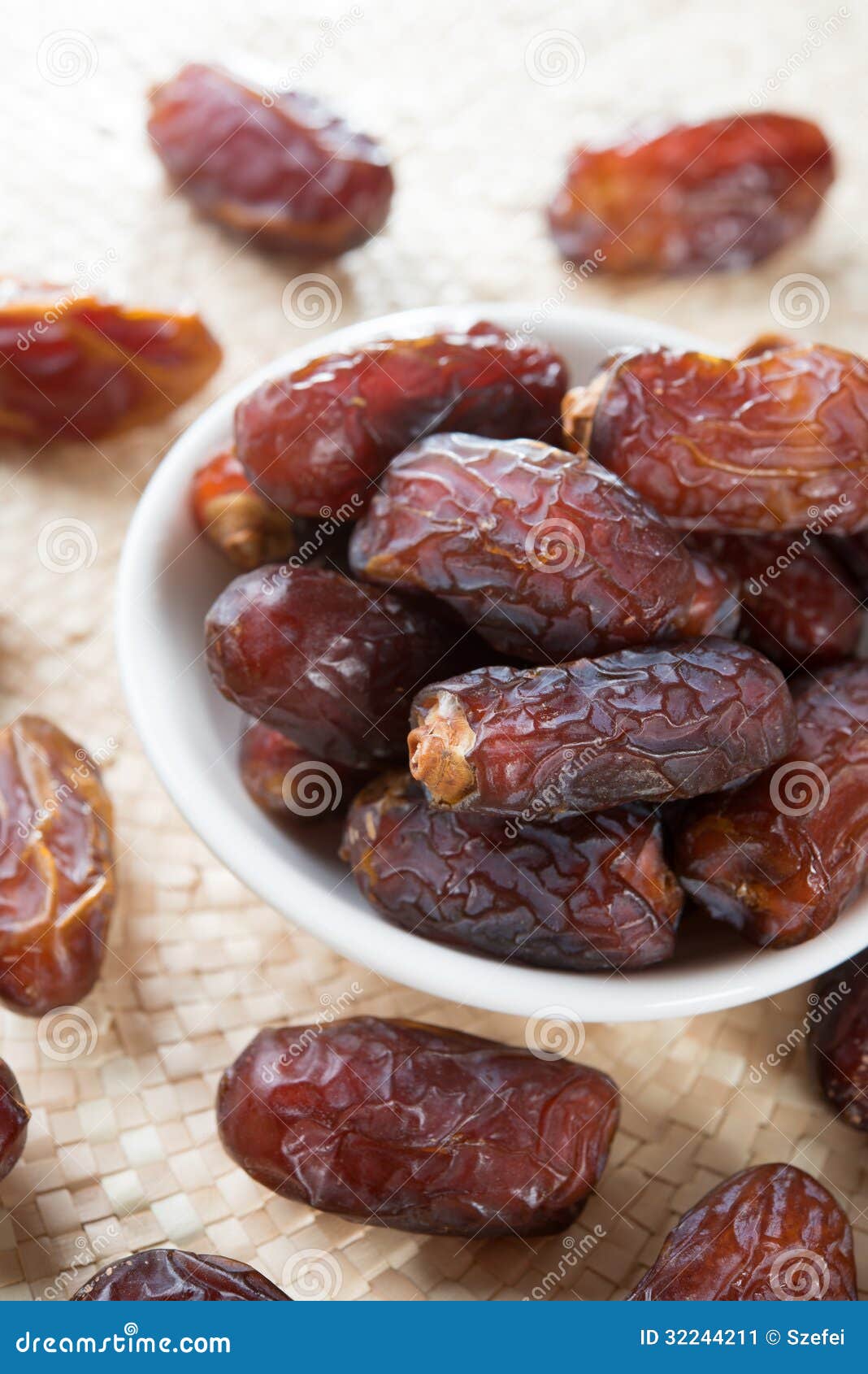 palm fruit dried fruits palm fruit dried fruits