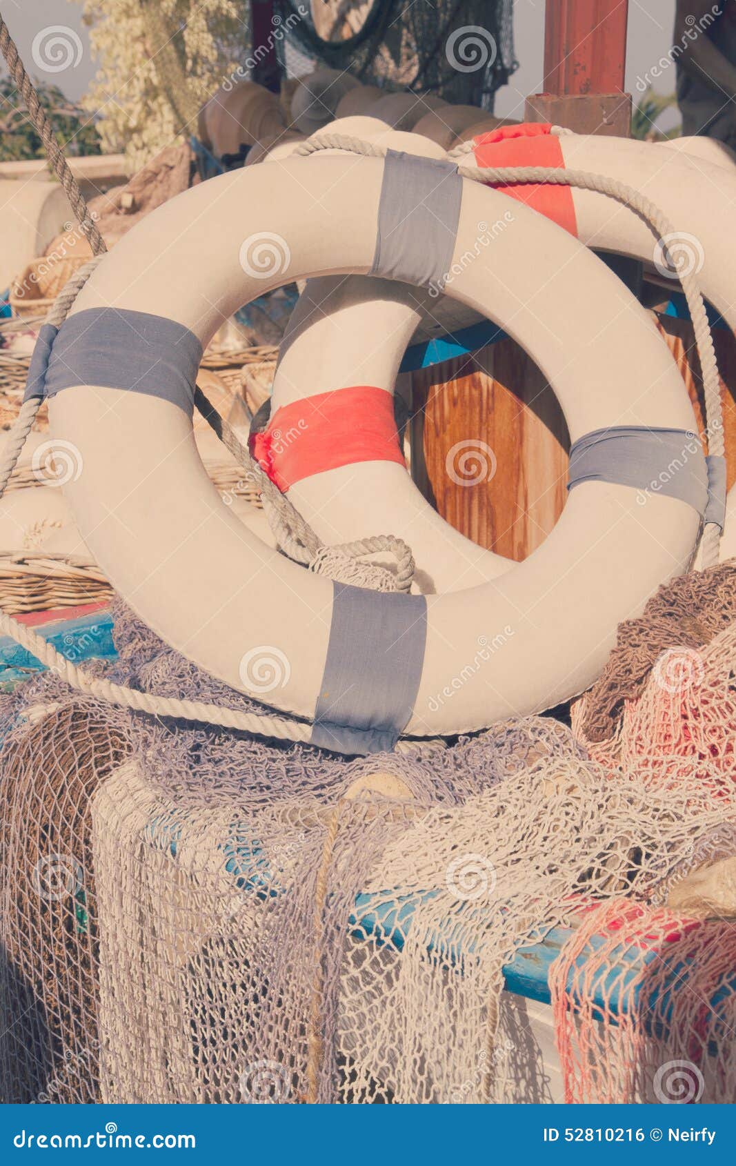 3d背景浮体查出的寿命做对象白色