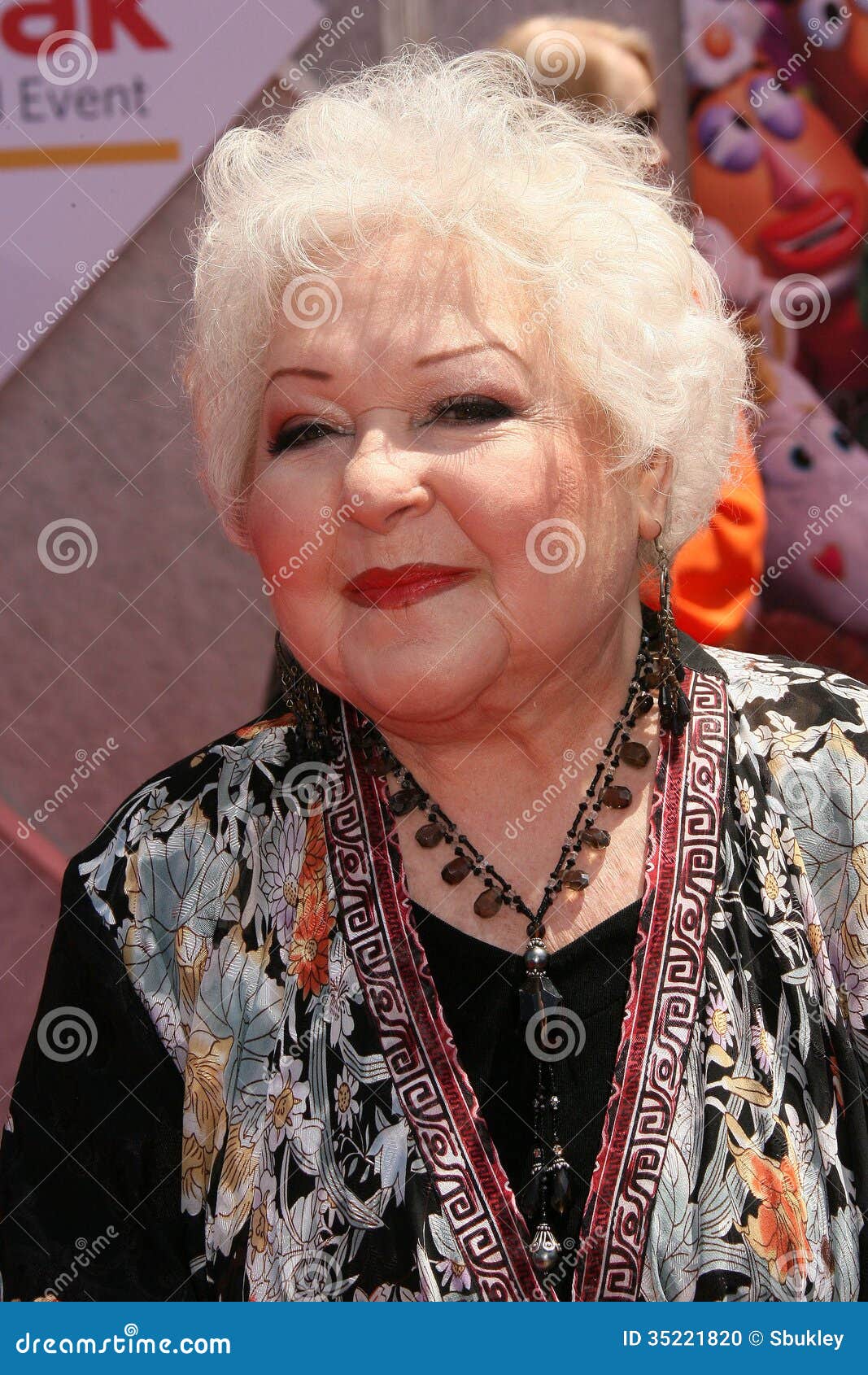 Estelle,Estelle Harris Editorial Image - estelle-estelle-harris-toy-story-world-premiere-el-capitan-theater-hollywood-ca-35221820