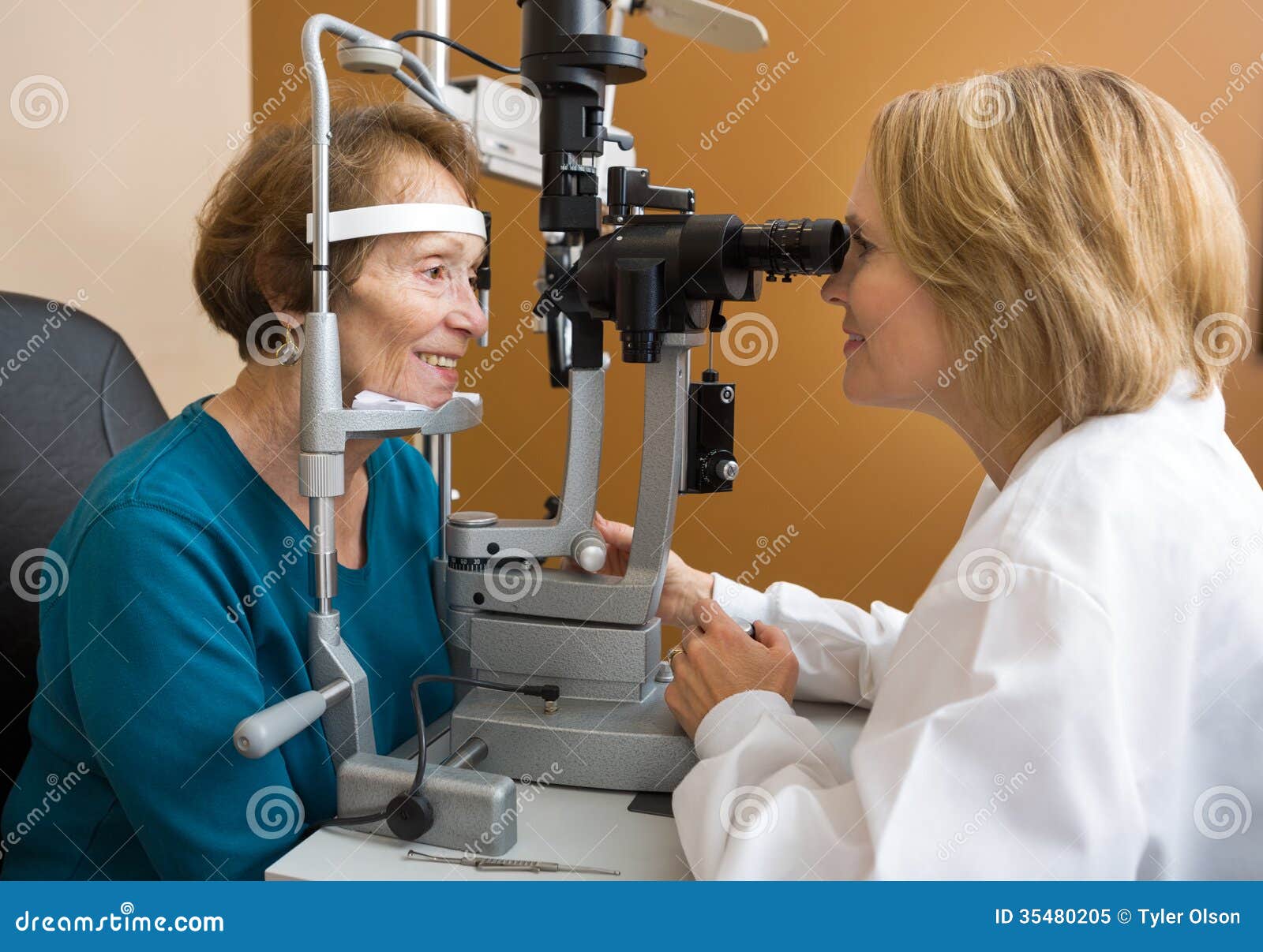 doctors eye clinic