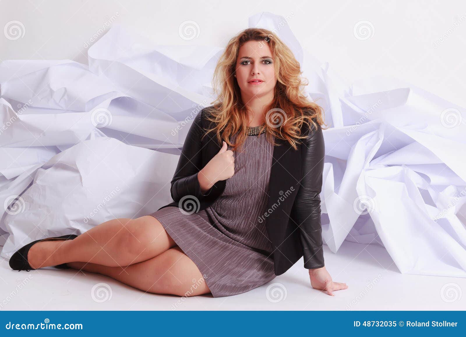 Fashionable business woman Fashionable business woman