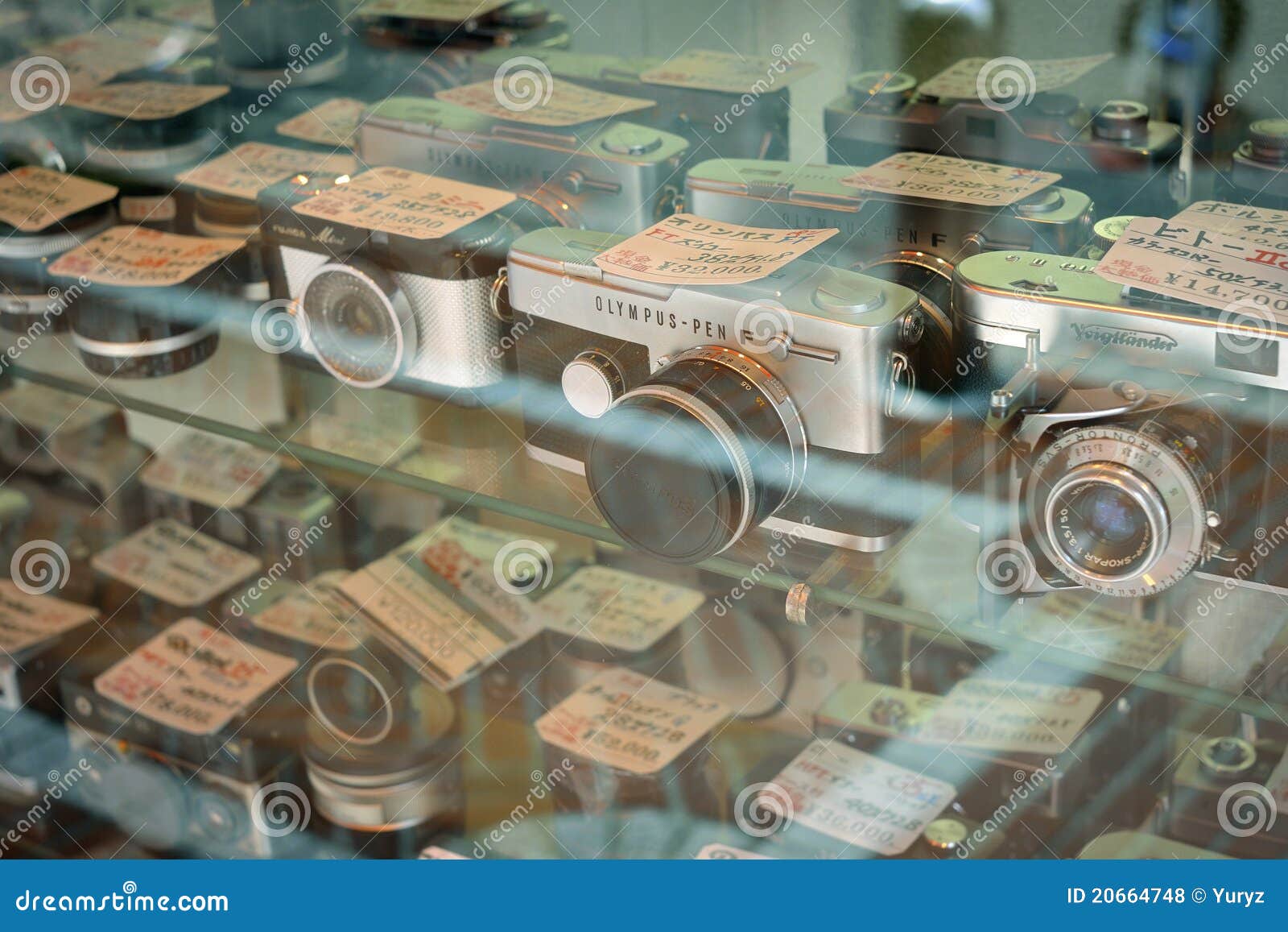  - film-cameras-store-20664748