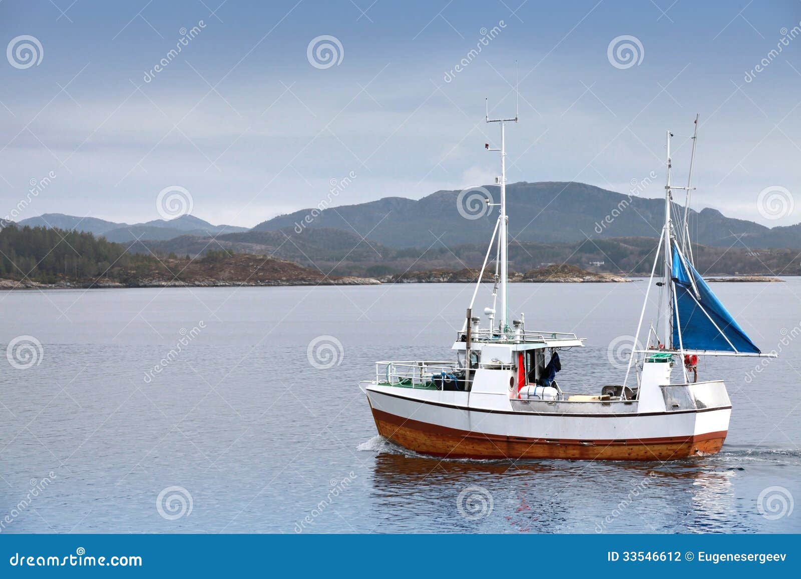 Pictures of Fishing Boats On Fjords Norway