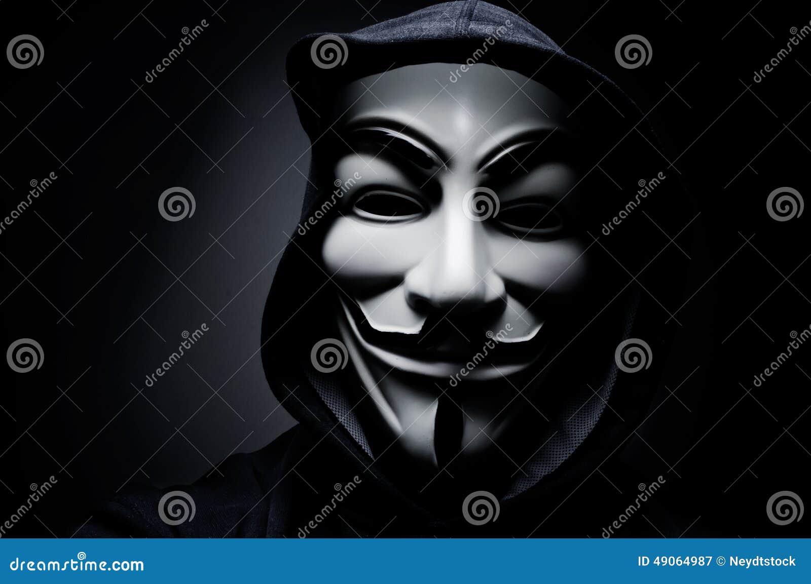 <b>...</b> <b>on-line</b>--hacktivist Gruppe eingelassenes Paris - Frankreich das am 17. - foto-mann-der-tragenden-vendettamaske-diese-maske-ist-ein-weithin-bekanntes-symbol-f%25C3%25BCr-die-anonyme-line-hacktivist-gruppe-49064987