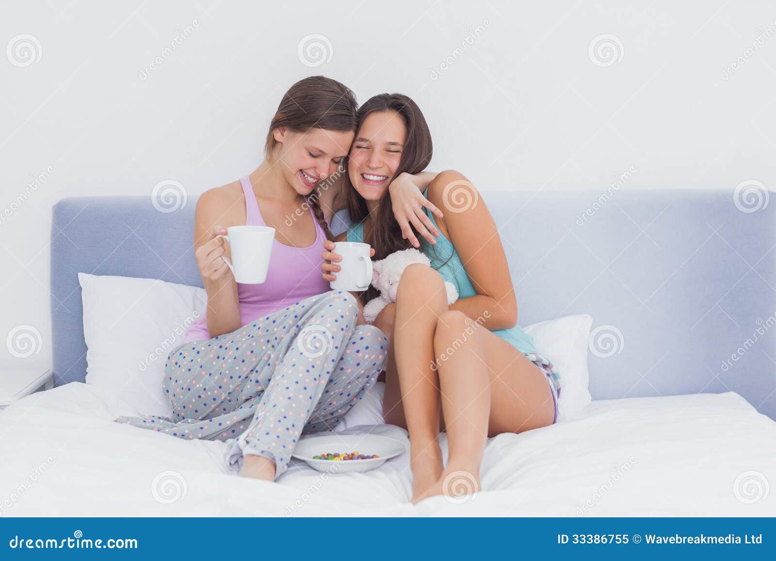 free chatting with friends in india