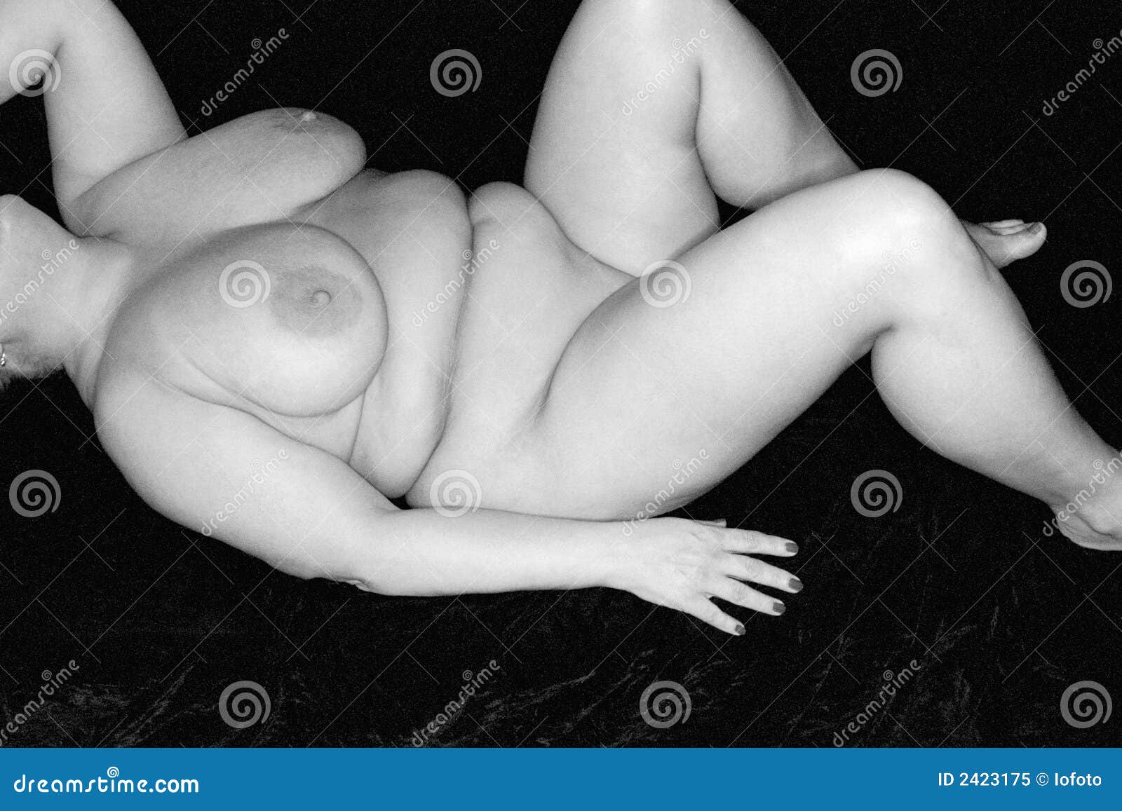 Full Figured Nude Women Pictures 24