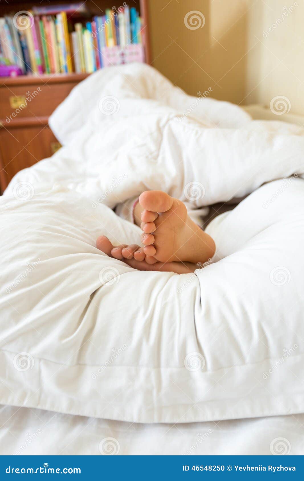 Sleeping Upside Down On Bed Sleeping Upside Down On Bed