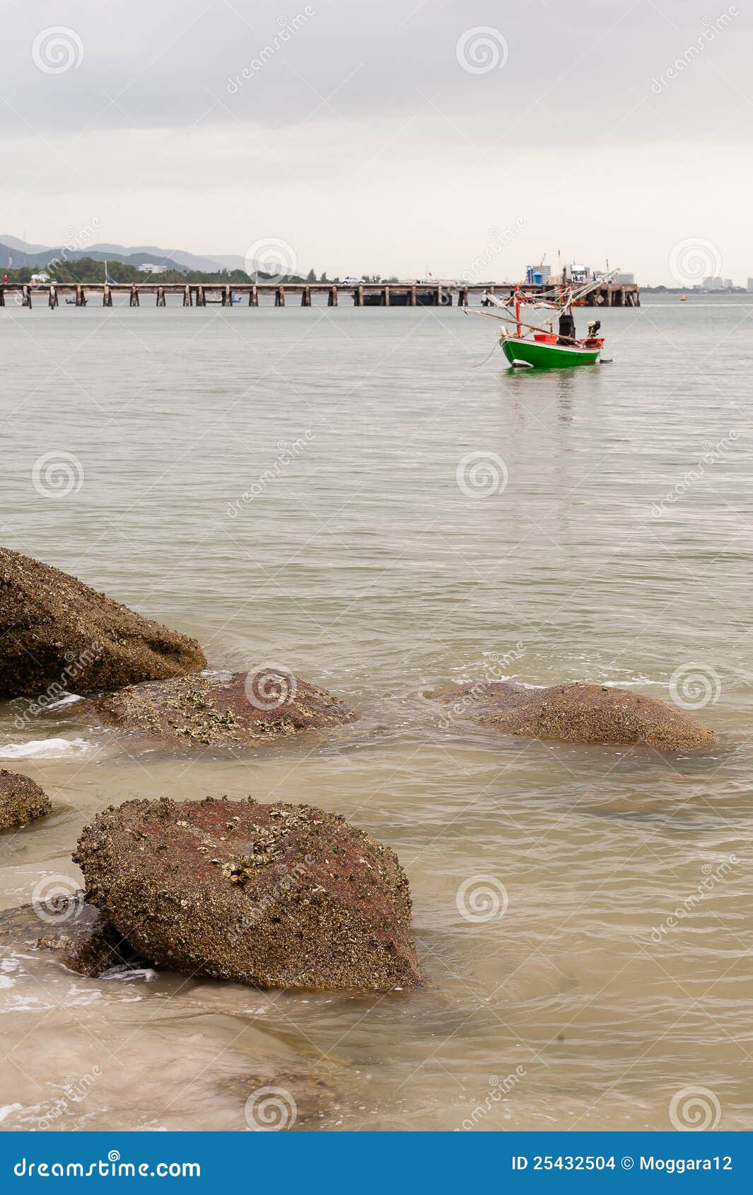Green Fishing Boat Thai On The Sea Stock Images - Image: 25432504