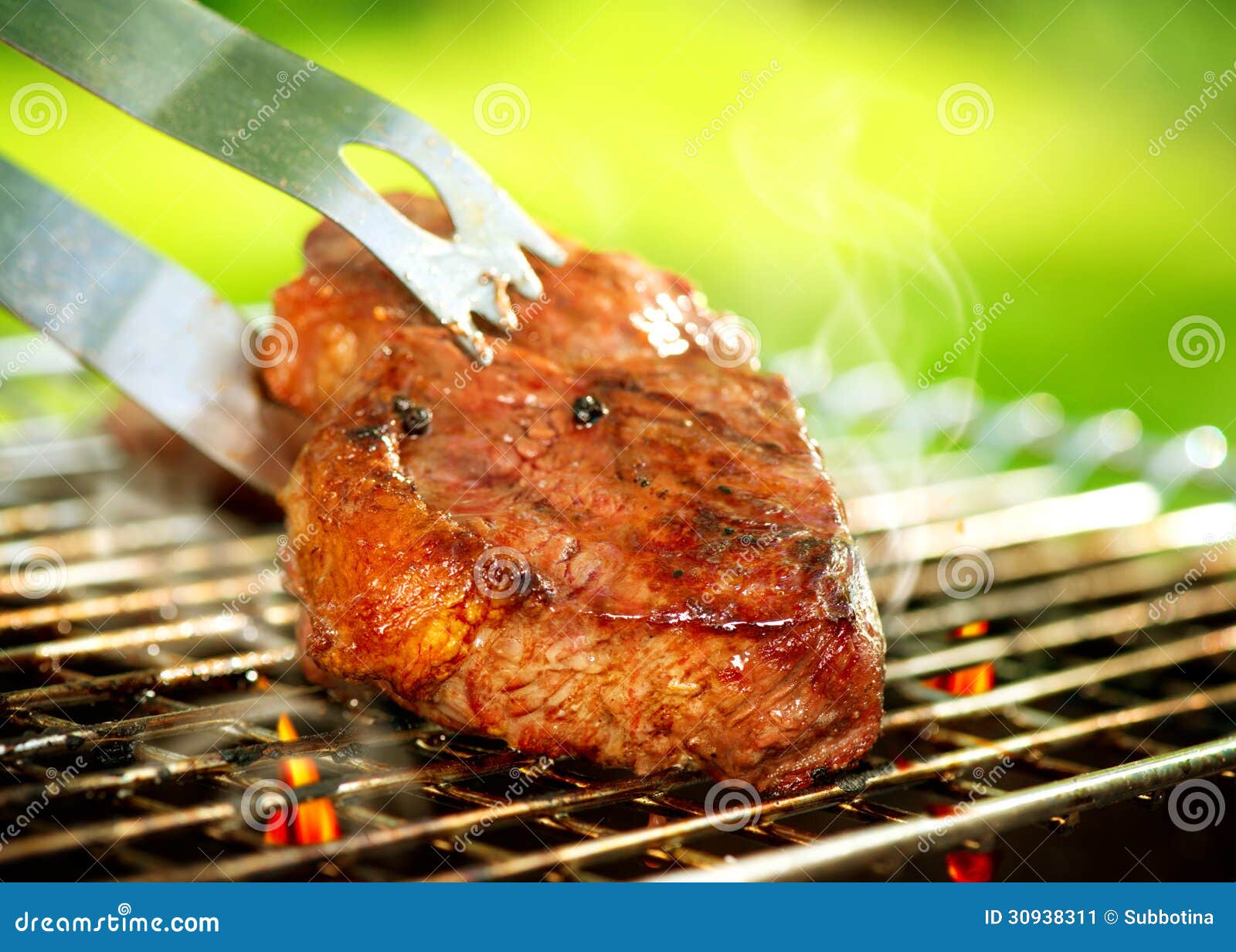 Grill Beef Steak Barbeque Stock Image Image Of Dinner 30938311