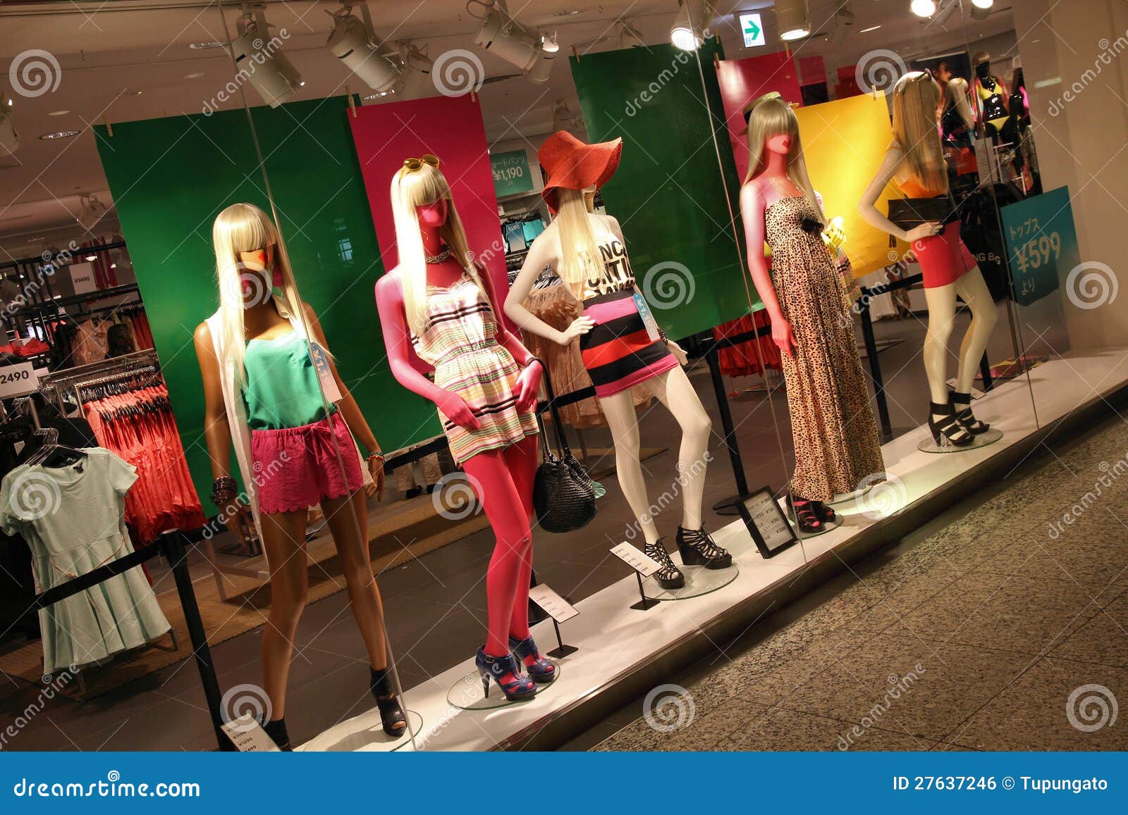Women clothing stores H&m clothes store