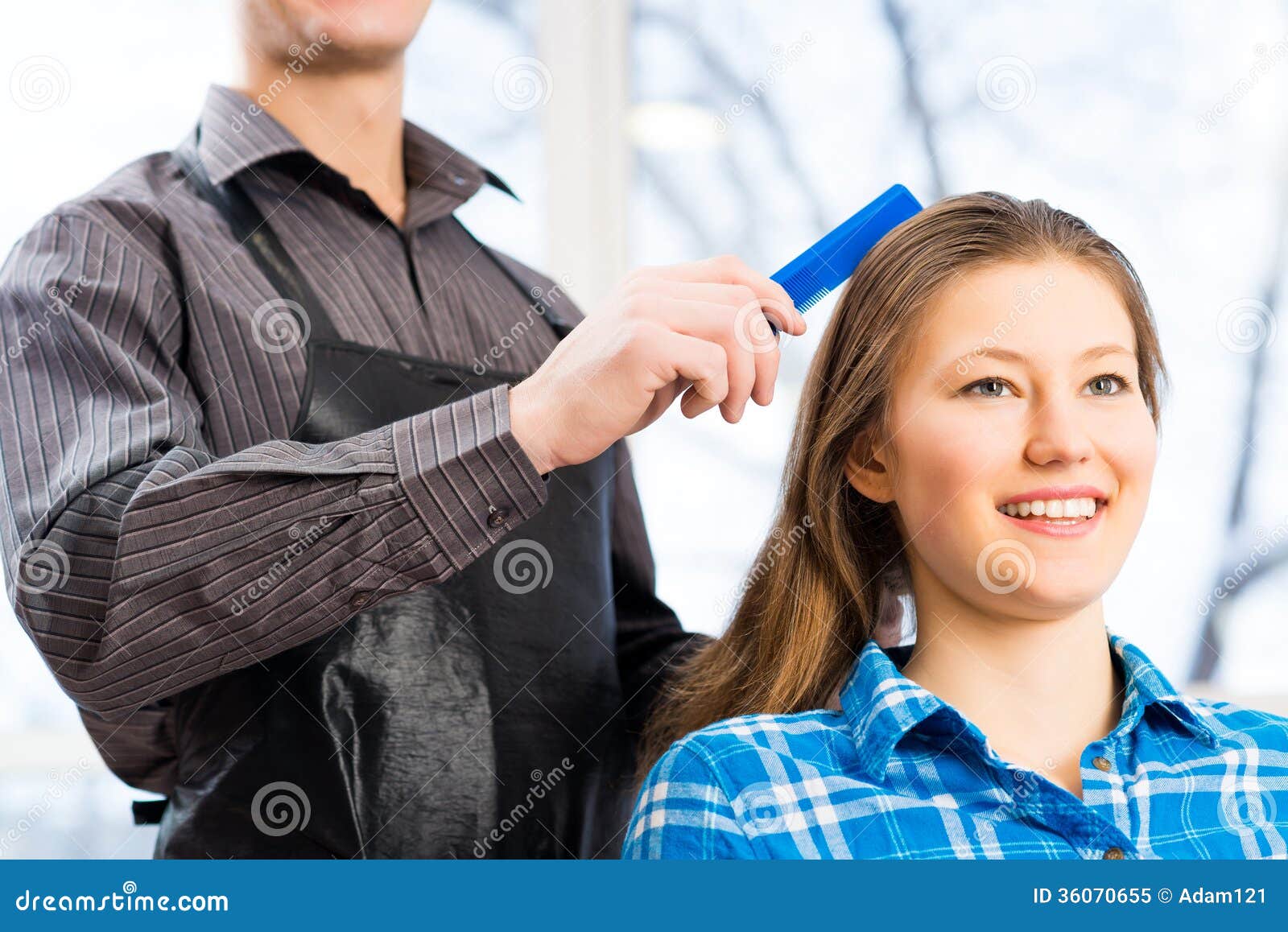 Hairdresser And Client Royalty Free Stock Photo - Image: 36070655