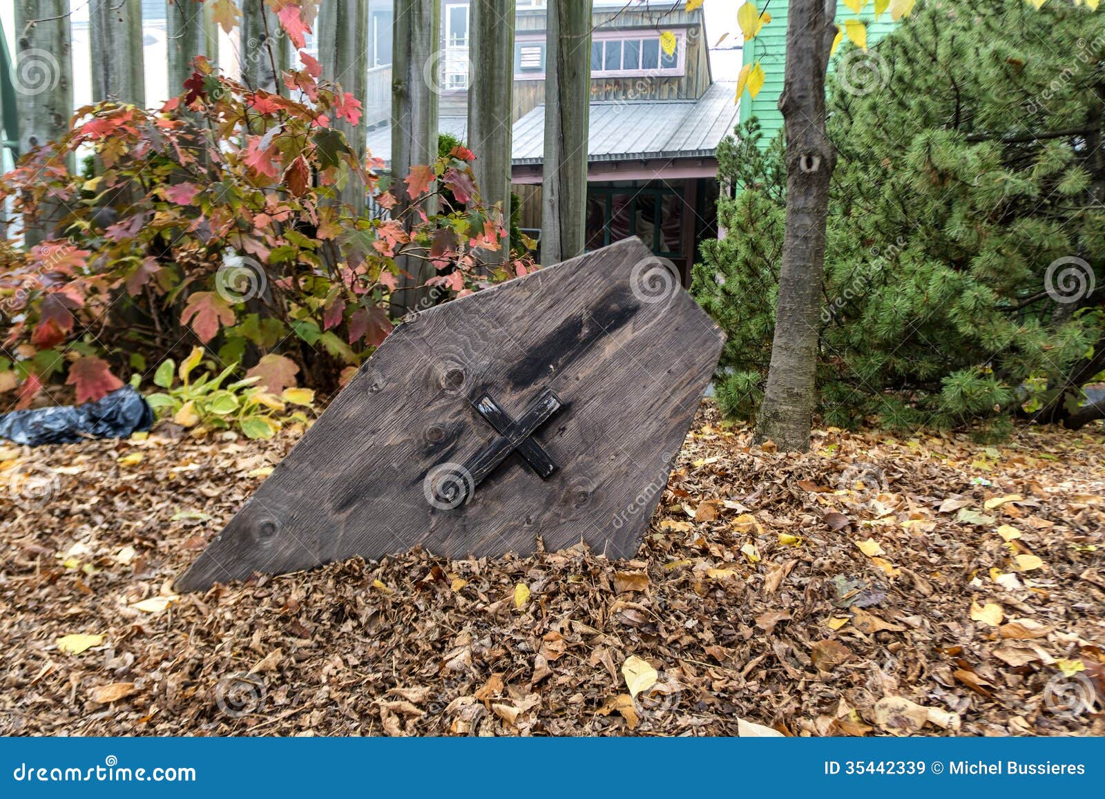 Halloween+Coffin+Plans Halloween Casket Royalty Free Stock Images - Image: 35442339