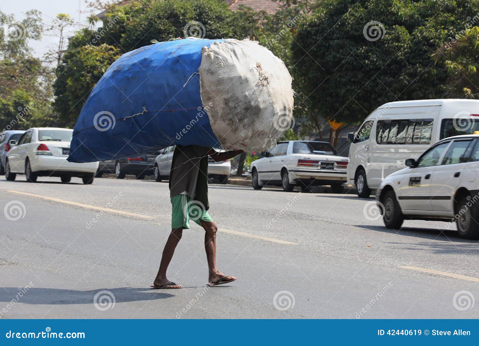 clipart man carrying heavy load - photo #41