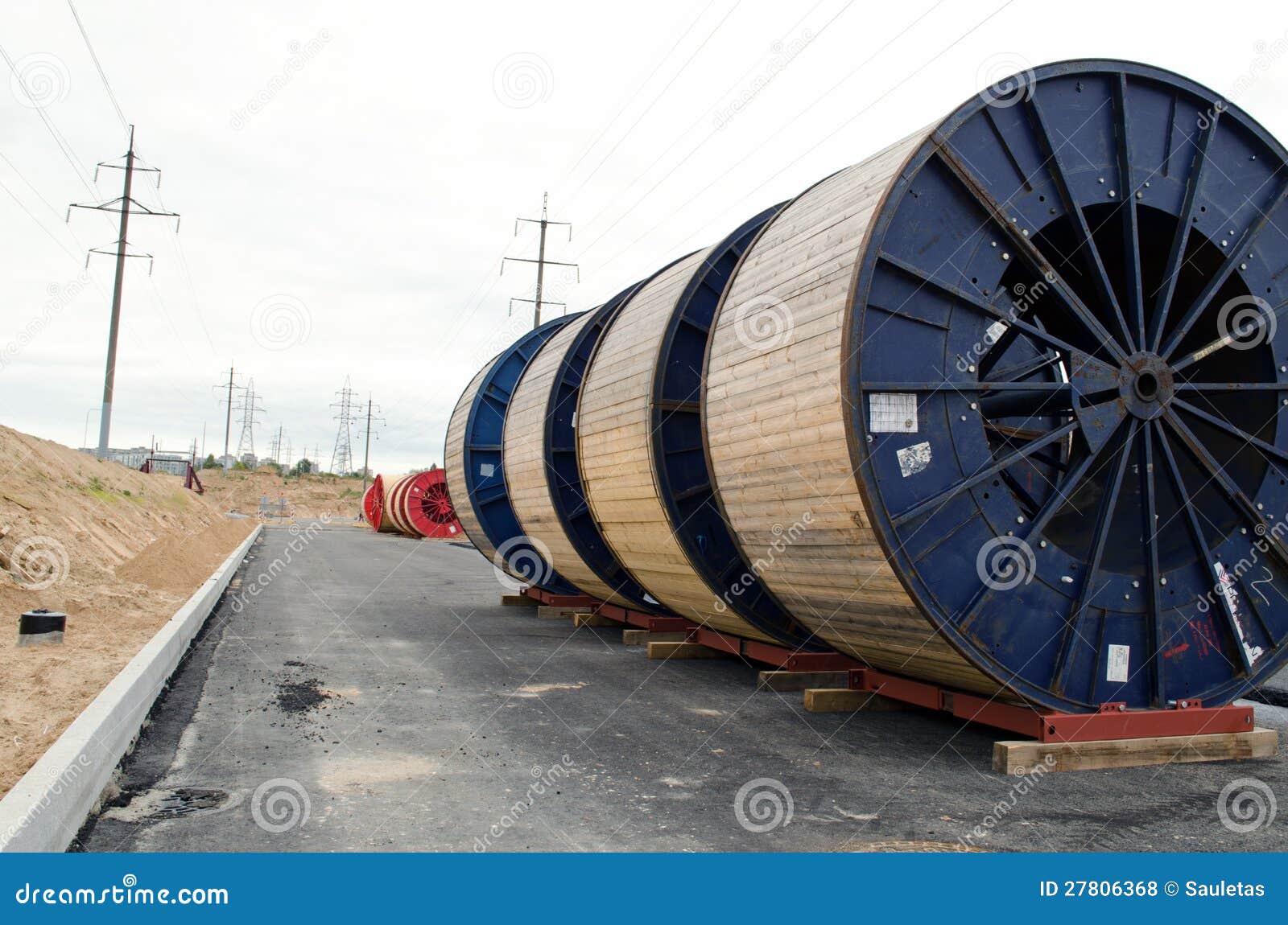 high voltage cable reels and road construction royalty