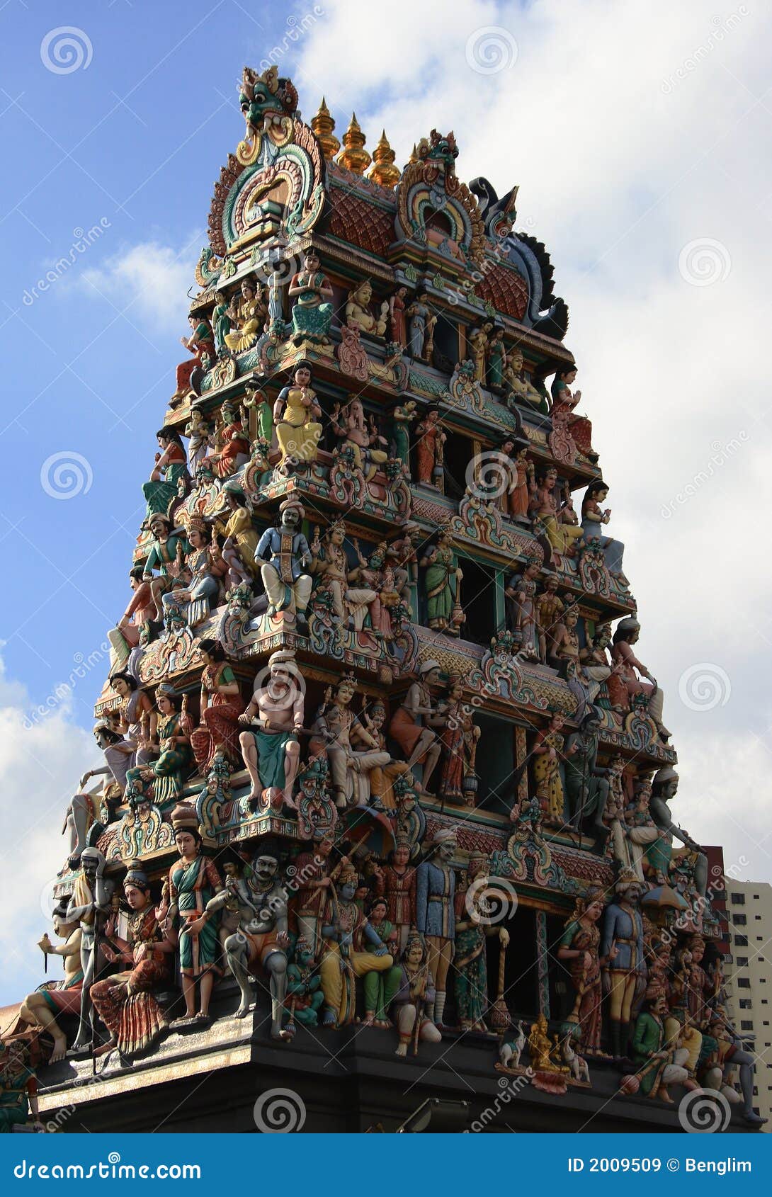 http://thumbs.dreamstime.com/z/hindu-statue-pagoda-2009509.jpg