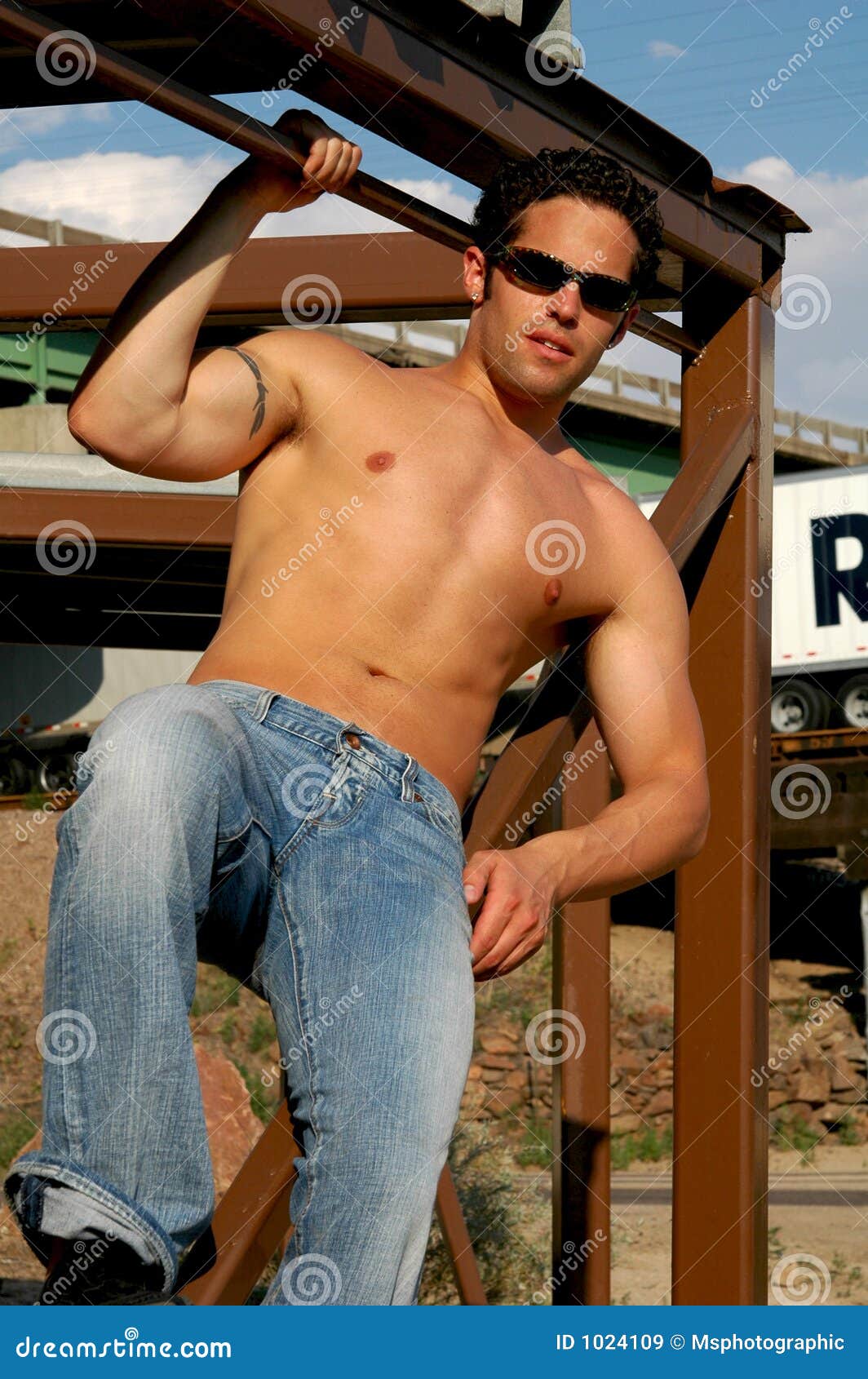 HUNK MAN FREE PIC hunk man free pic: