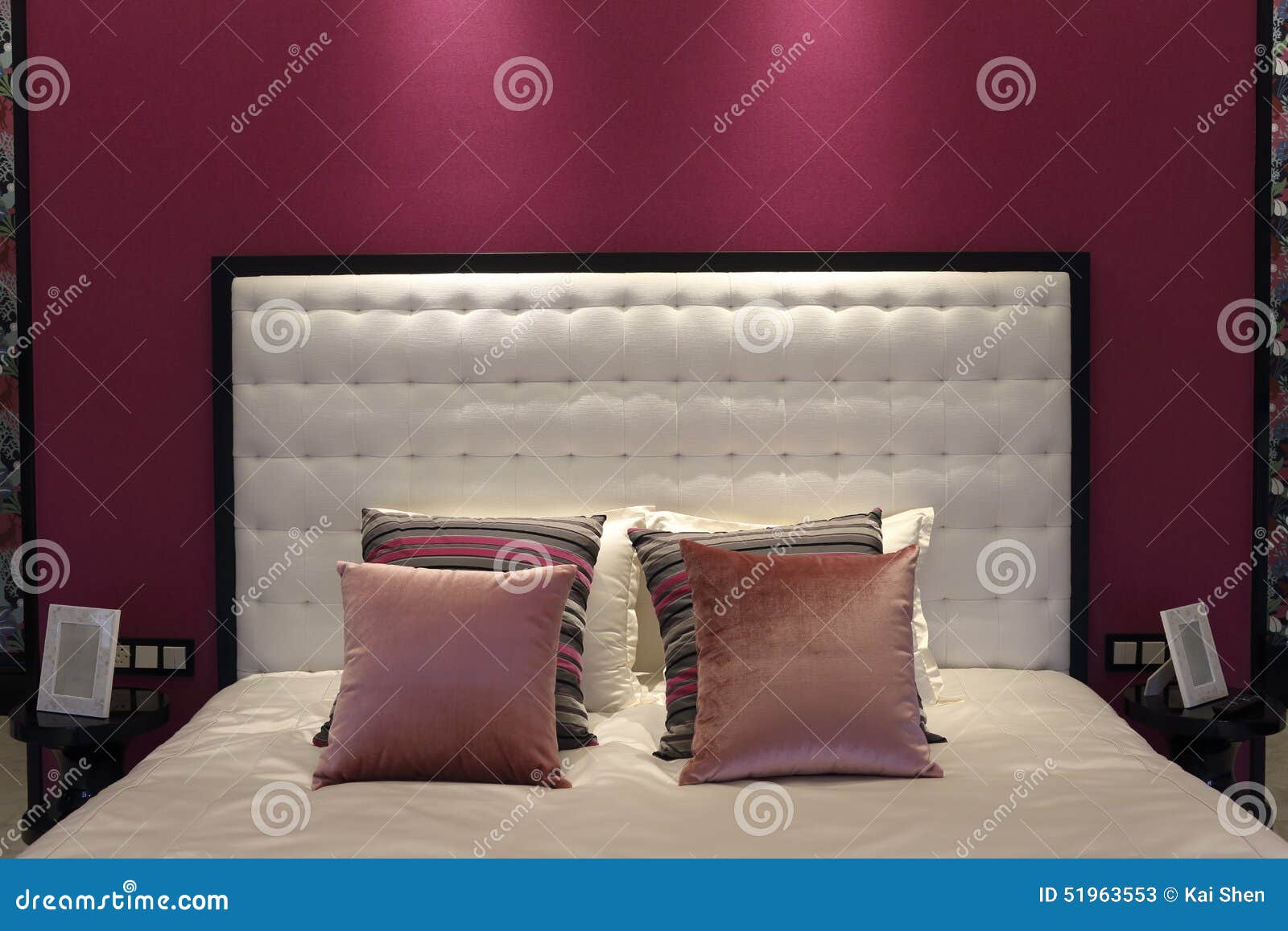 Camere da letto con carta da parati ~ canlic for .