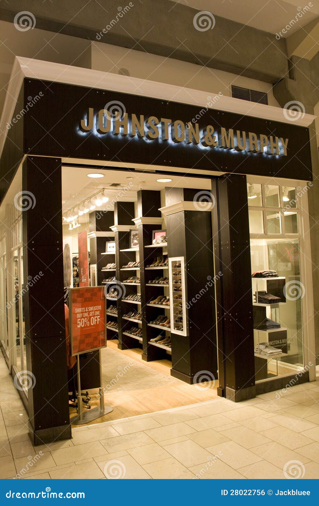 Johnston  Murphy store in Bellevue Square, Bellevue, Washington, USA ...