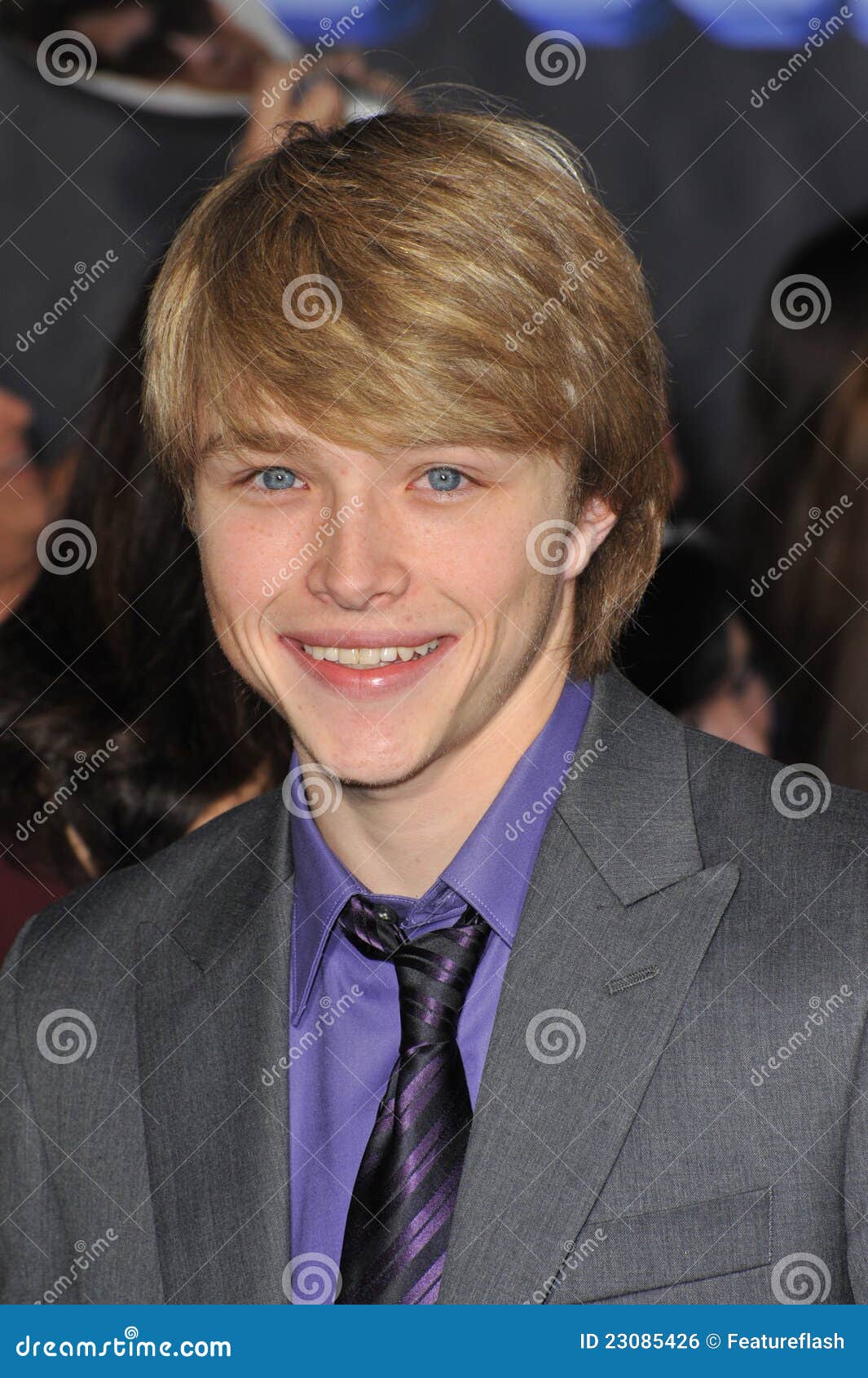 Jonas Brothers, Sterling Knight Editorial Photo - jonas-brothers-sterling-knight-23085426