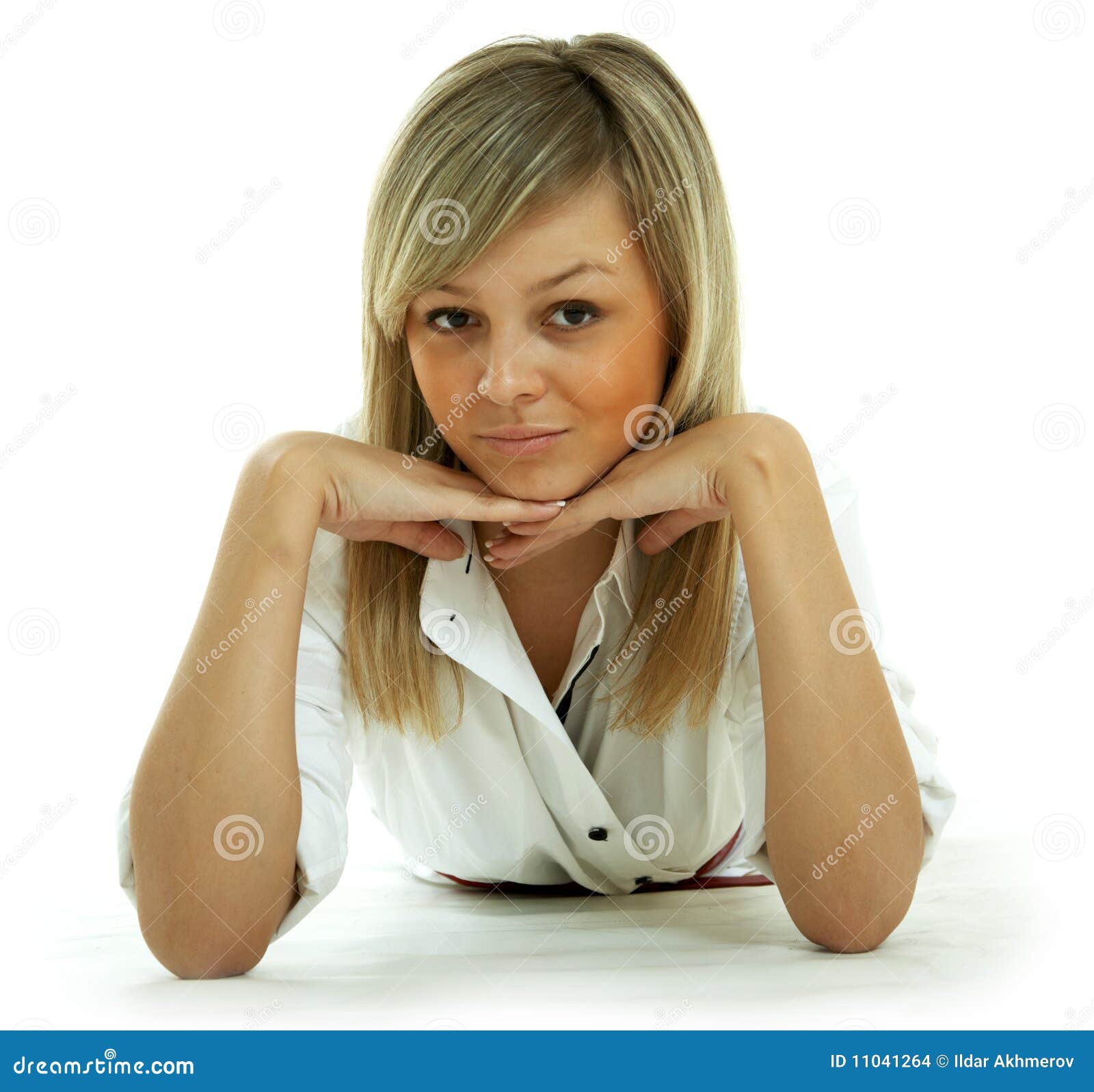 lizenzfreie stockbilder zwei junge frauen park image lizenzfreie stockbilder zwei junge frauen park image