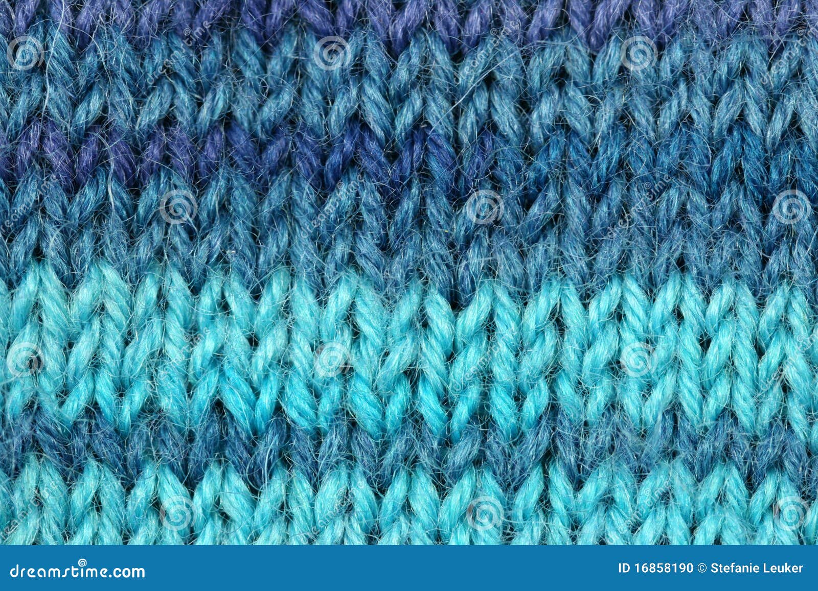http://thumbs.dreamstime.com/z/knitted-wool-texture-16858190.jpg