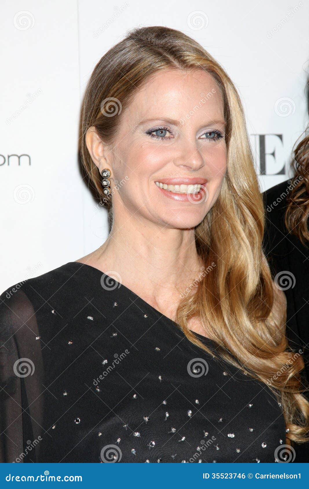 Kristin Bauer Editorial Photo - kristin-bauer-los-angeles-jan-arrives-art-elysium-heaven-gala-california-science-center-exposition-park-35523746