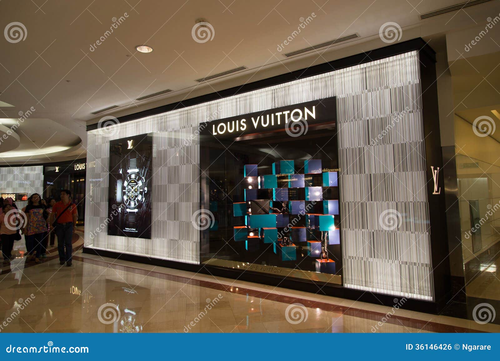 KUALA LUMPUR, MALAYSIA - SEP 27: LOUIS VUITTON Shop In Suria Sho Editorial Photo - Image: 36146426
