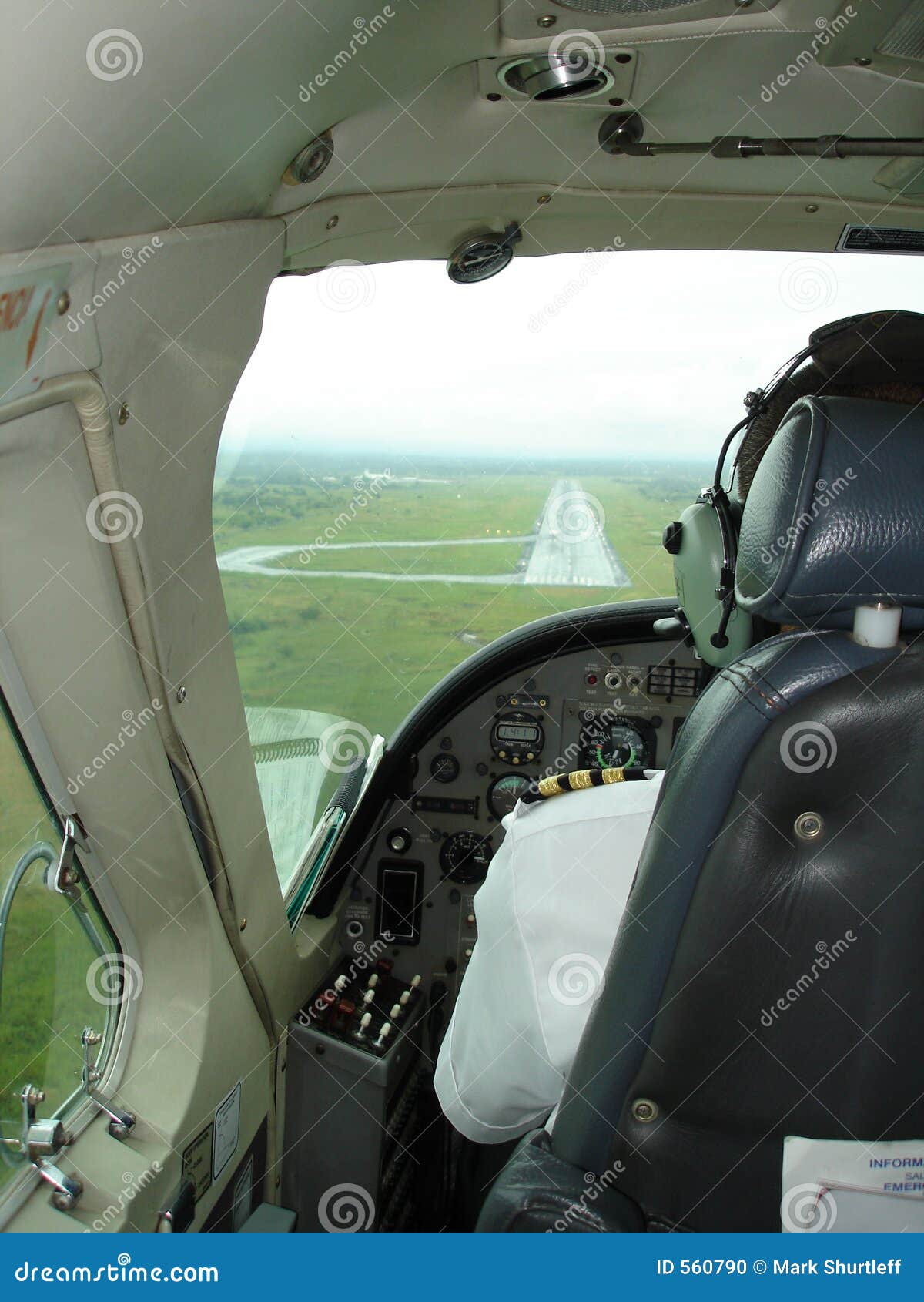 Cockpit Strip 37