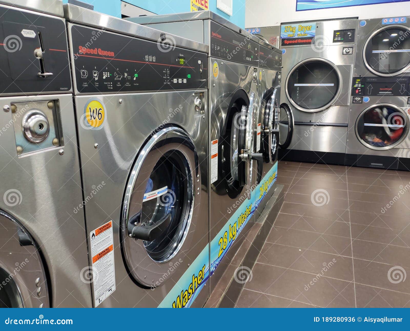 laundry-machines-outlet-provides-self-service-drying-open-hours-kuala-lumpur-malaysia-march-189280936.jpg