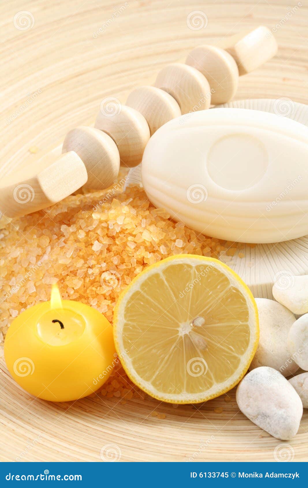 Lemon Bath Royalty Free Stock Photo Image 6133745