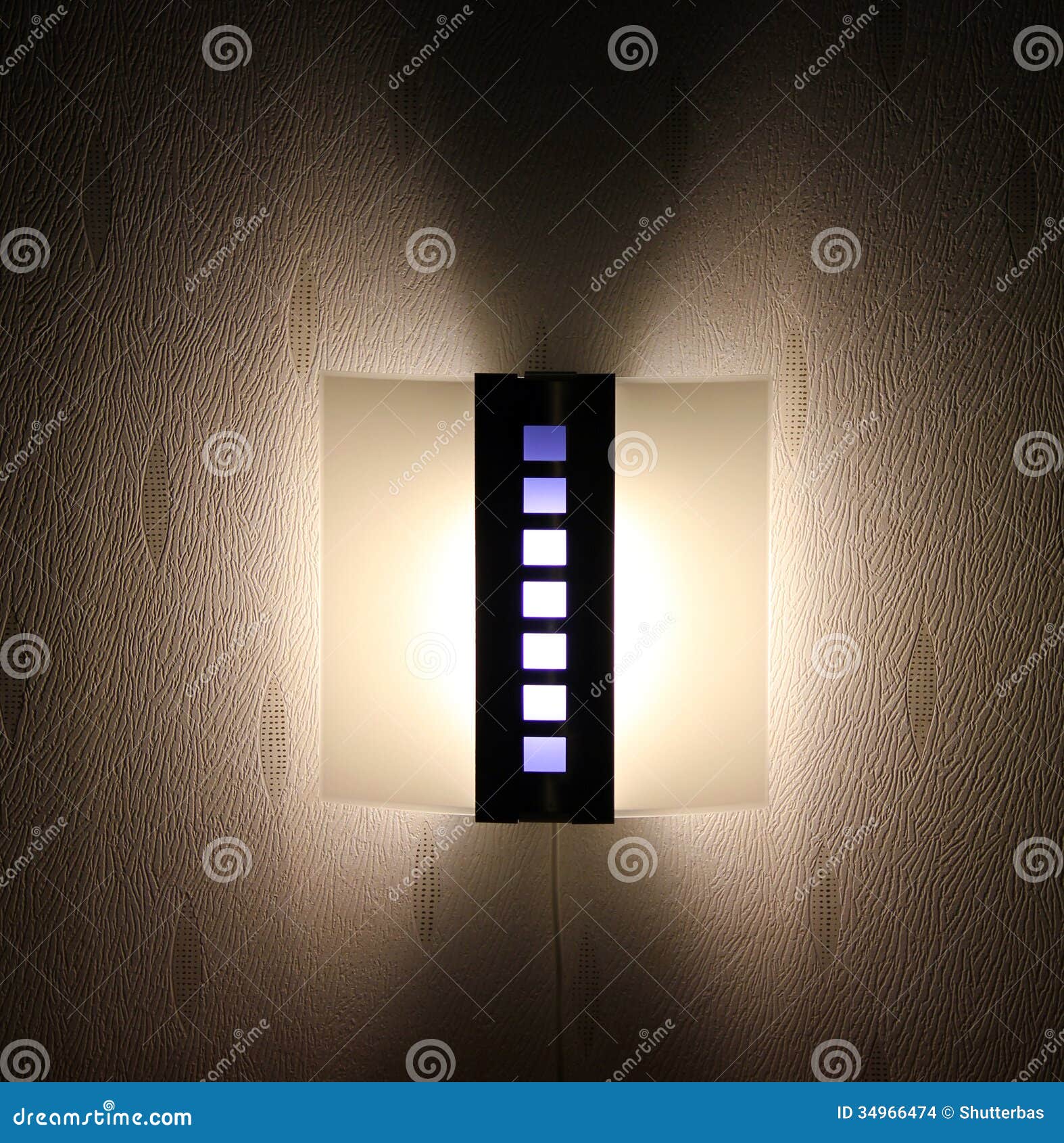 Light On Wall Stock Images - Image: 34966474