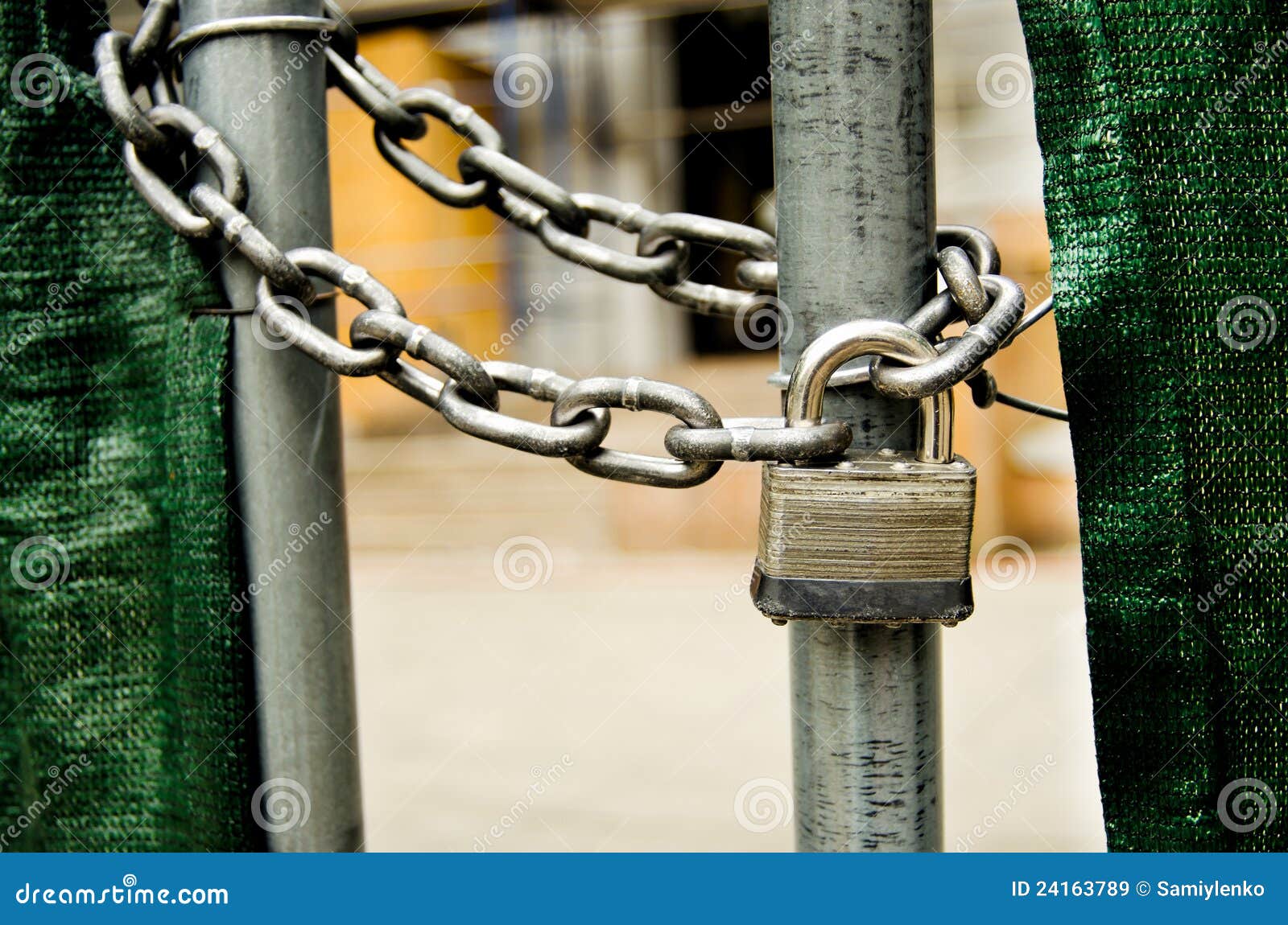 Lock And Chain On Gate Royalty Free Stock Images - Image: 24163789