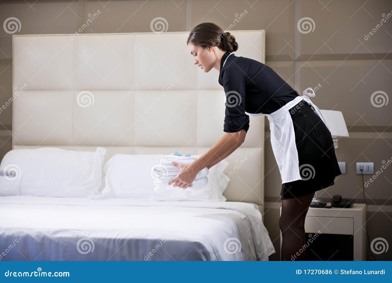 Maid Making Bed Royalty Free Stock Image - Image: 17270686